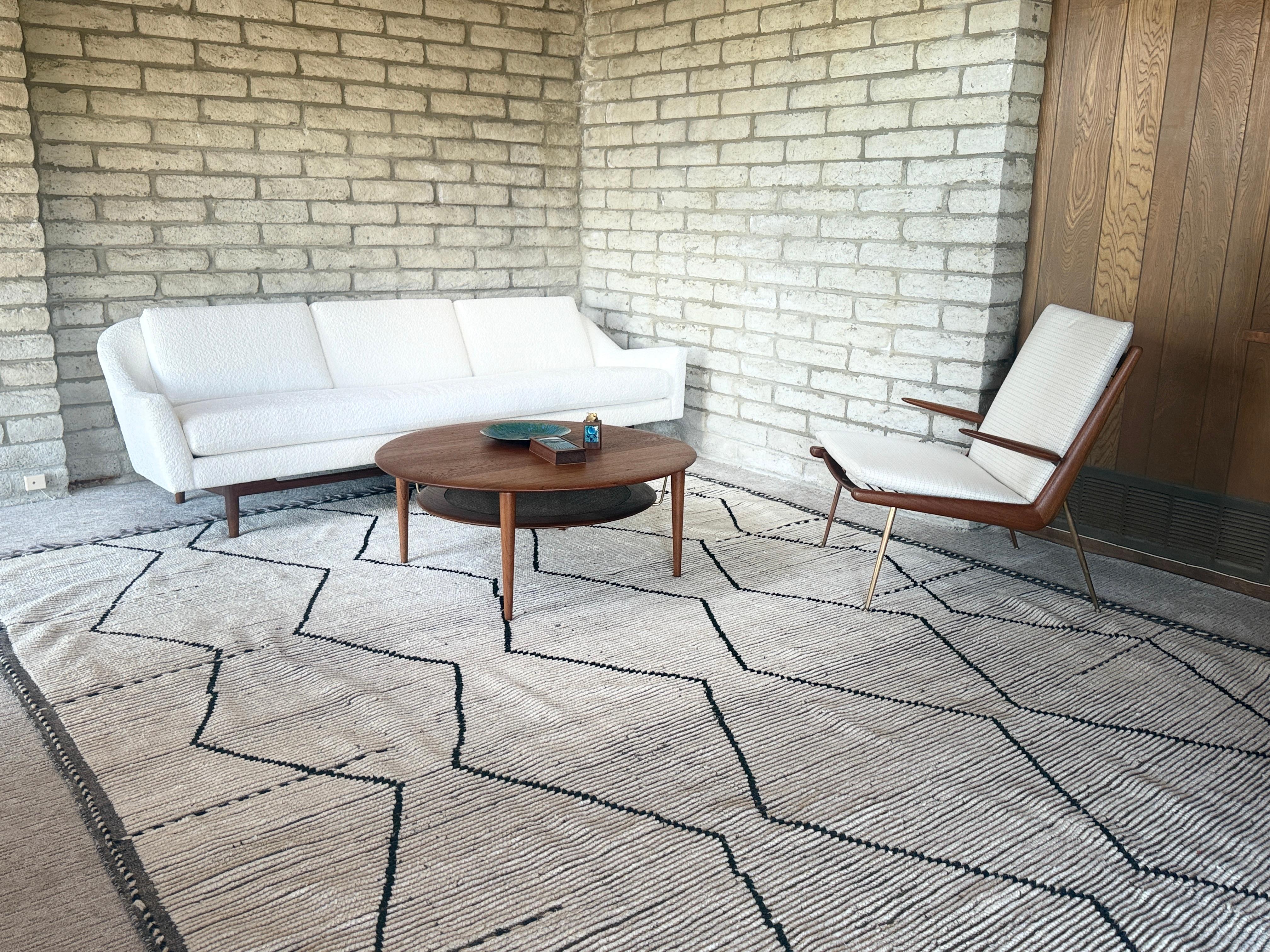 Danish Jens Risom Sofa in Fresh Vanilla Boucle For Sale