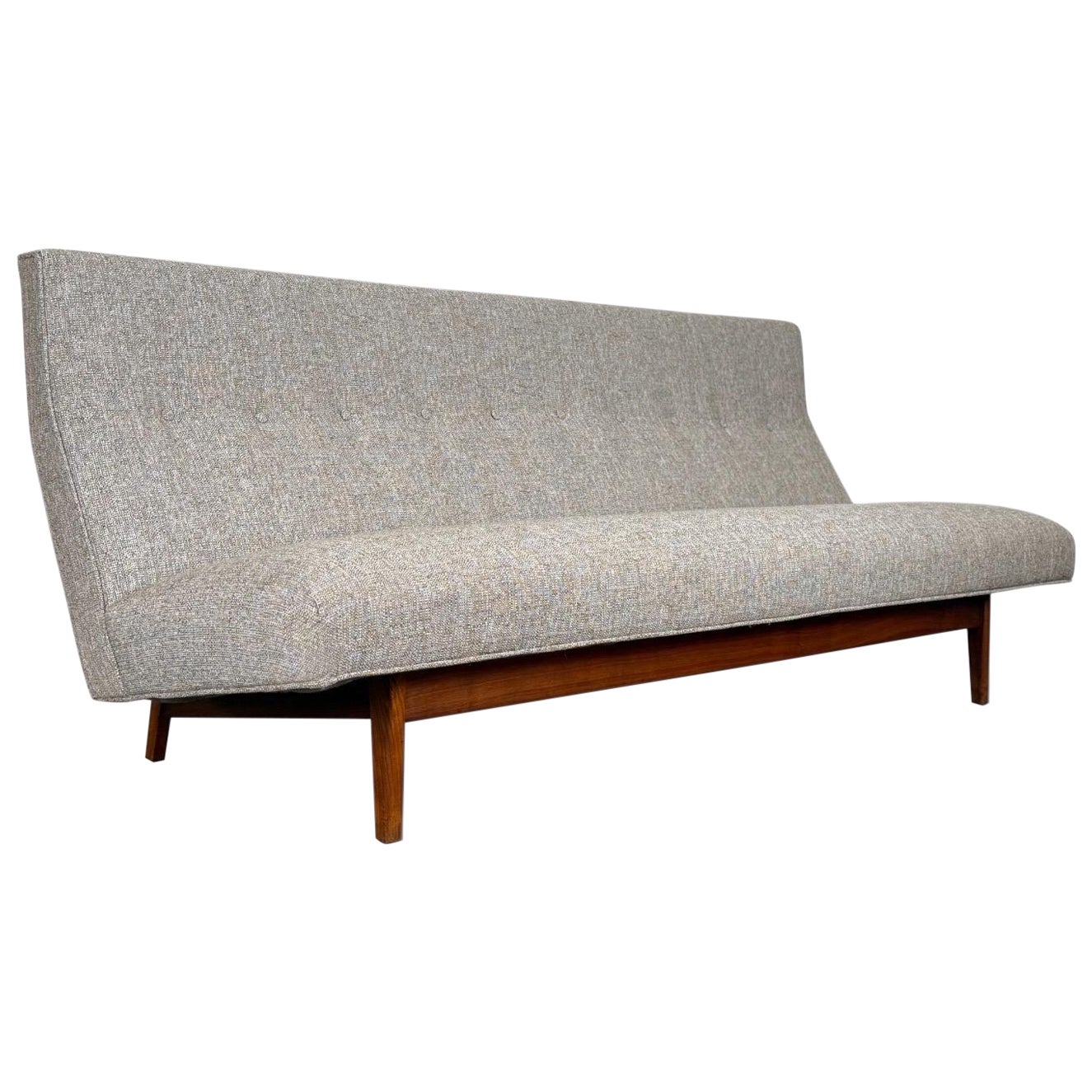 Jens Risom Sofa - Mid Century Modern - Model 250 Armless Sofa with Walnut Base en vente