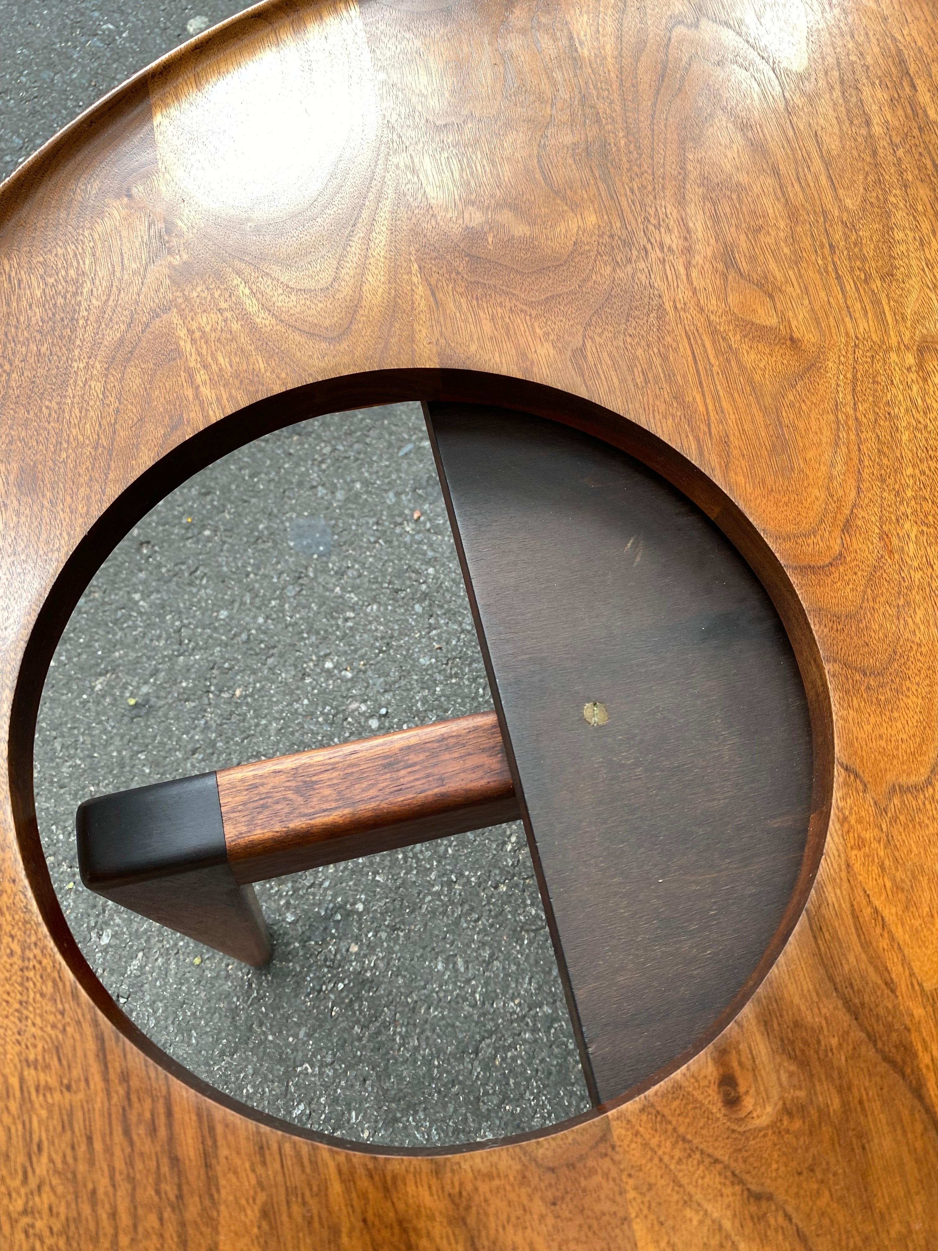 Jens Risom Solid Walnut and Brass Round Side Table For Sale 3