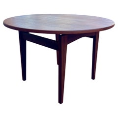Jens Risom Studio Walnut Round Floating Coffee/Side/Cocktail Table Midcentury