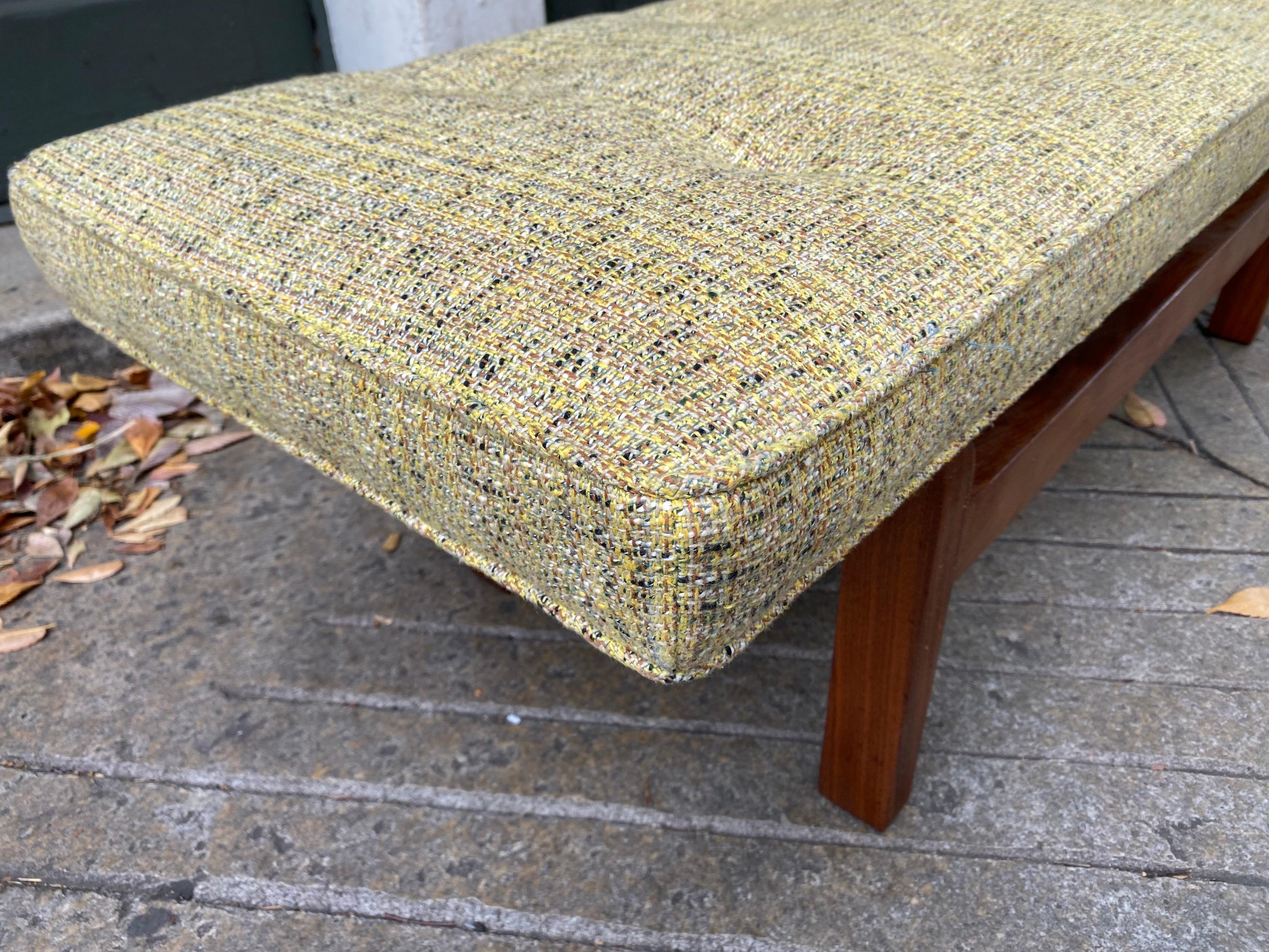 Mid-Century Modern Jens Risom Style Bench For Sale