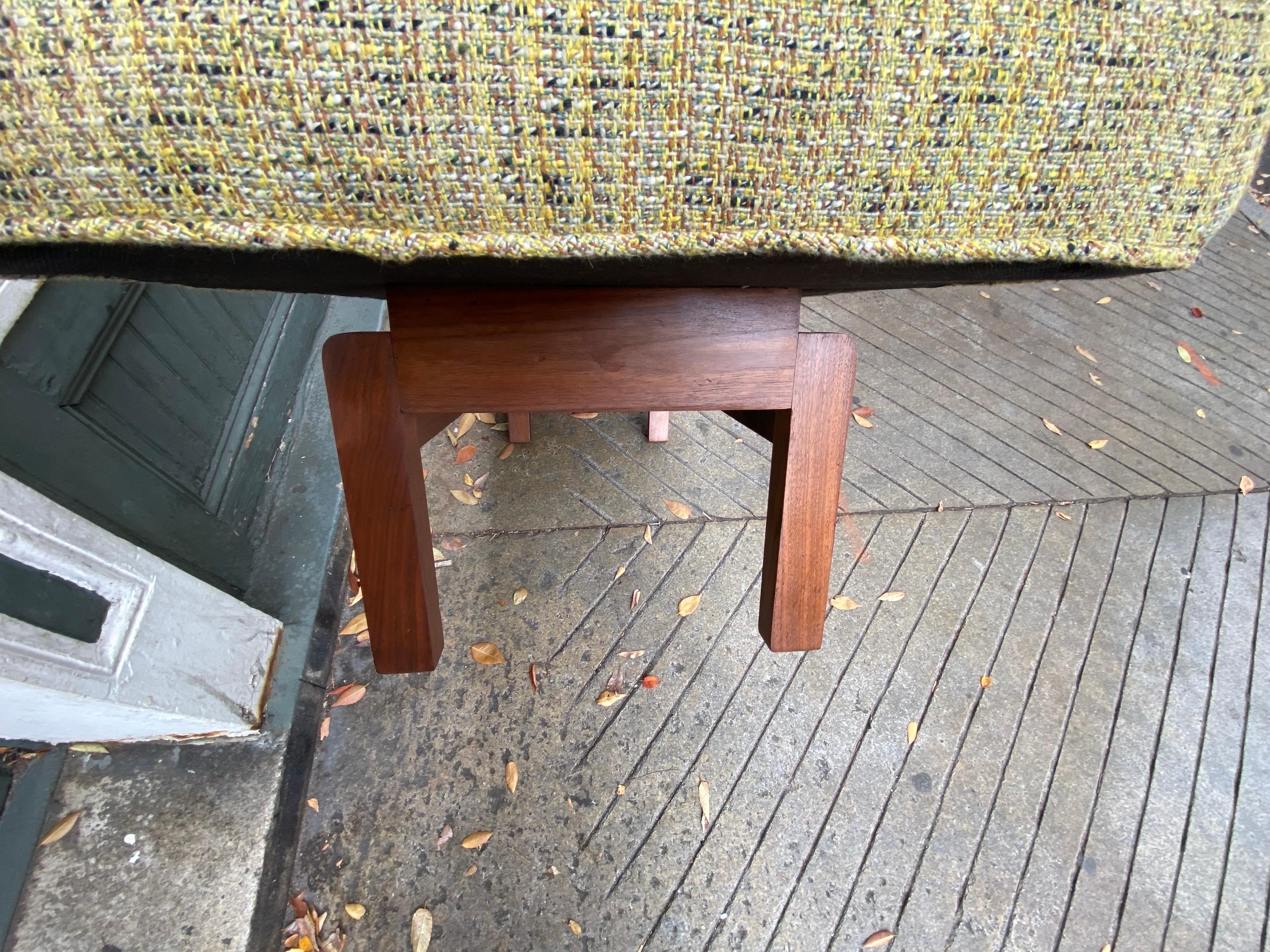 Jens Risom Style Bench For Sale 2