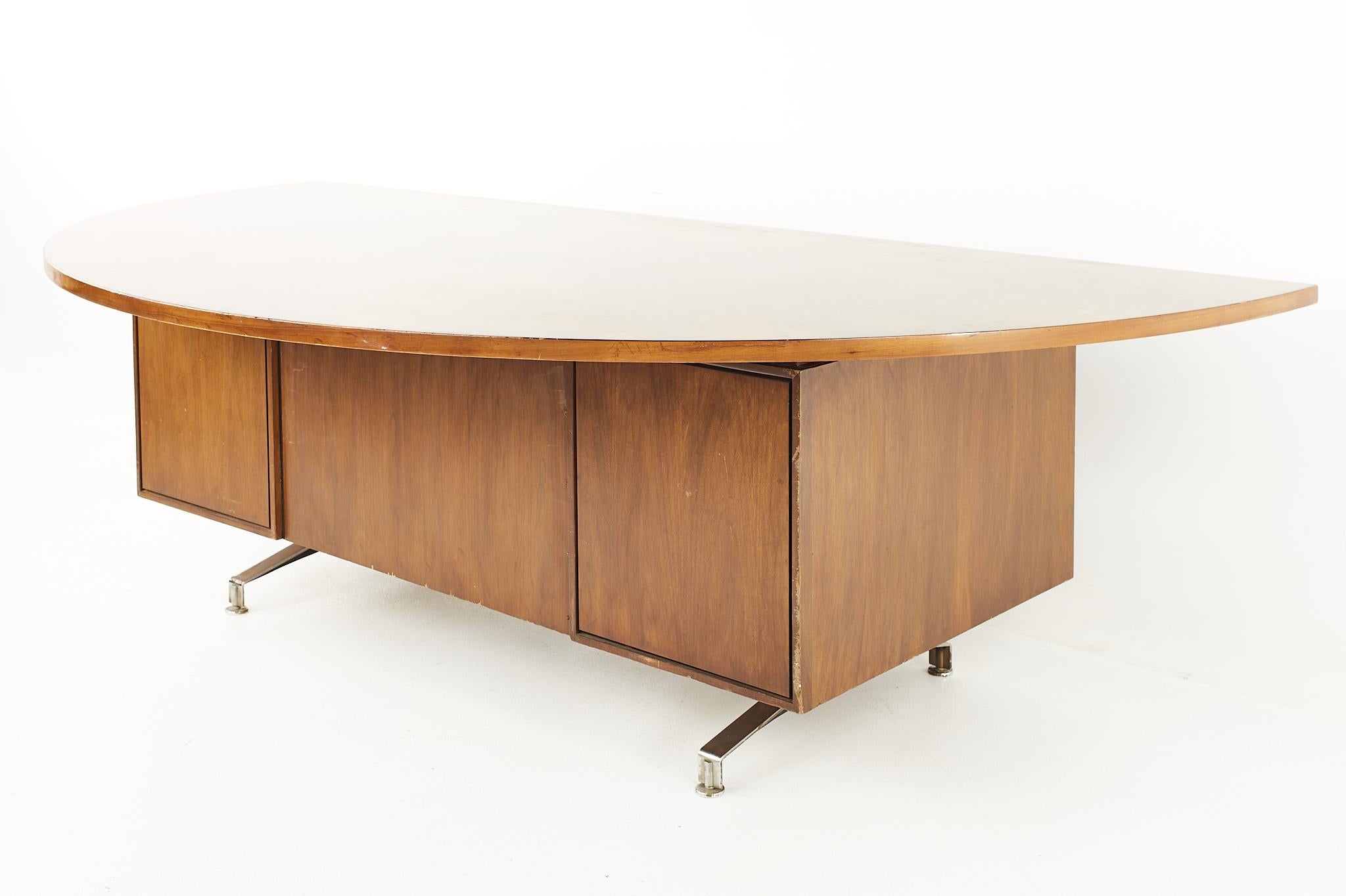 Jens Risom Style Mid Century Half Round Walnut Executive Desk For Sale 1