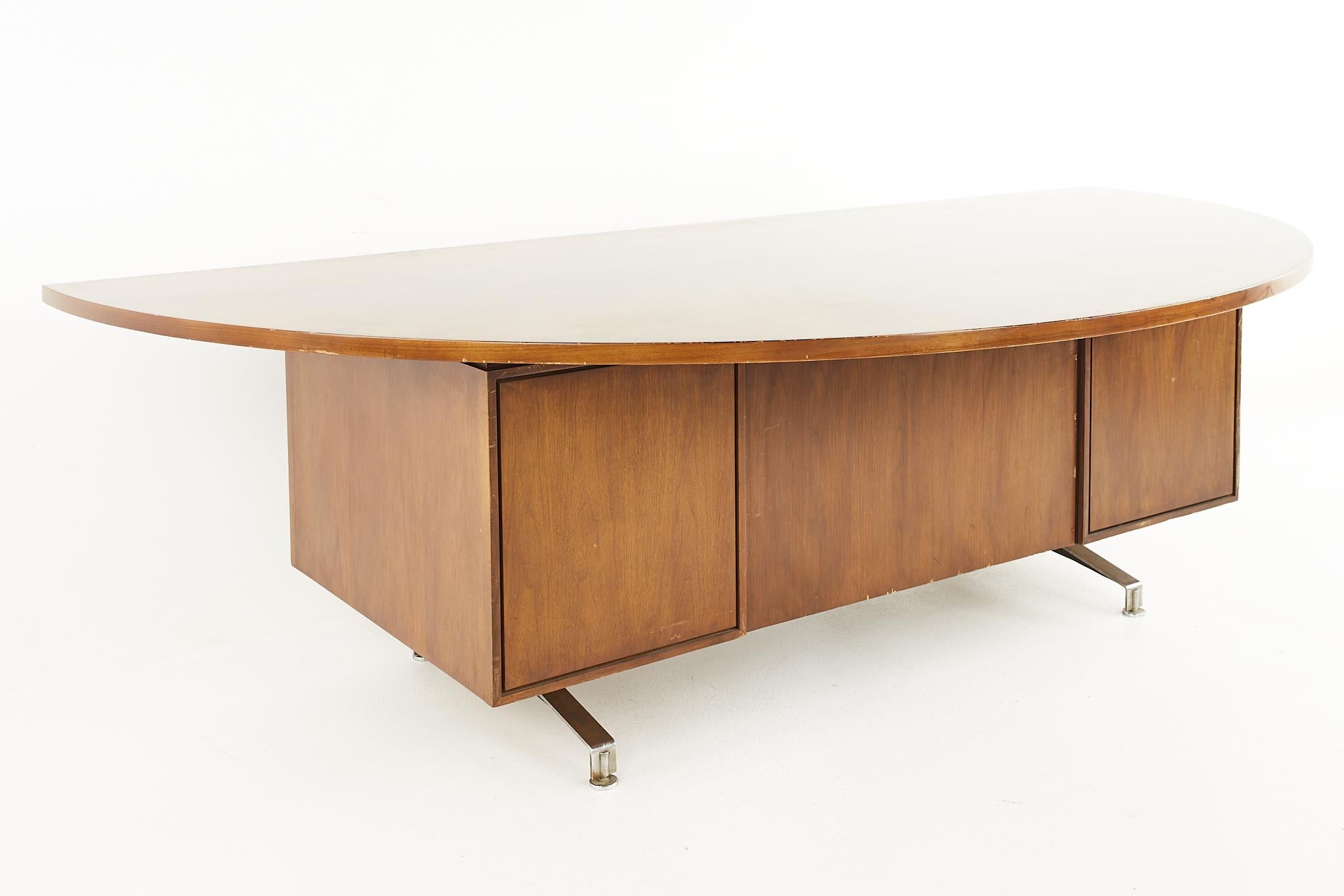 Late 20th Century Jens Risom Style Mid Century Half Round Walnut Executive Desk For Sale