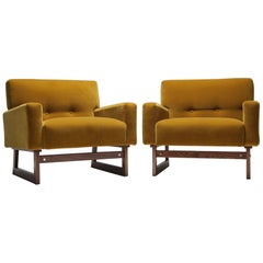 Jens Risom style mid-century modern gold velvet armchairs