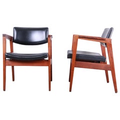 Retro Jens Risom Style Mid-Century Modern Solid Walnut Lounge Chairs by Gunlocke, Pair