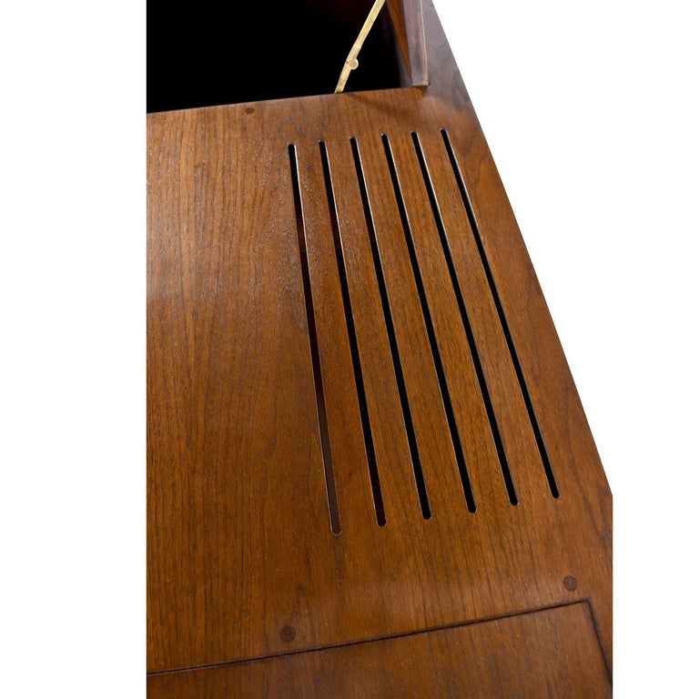 Jens Risom Style Mid-Century Modern Walnut Hi-Fi Cabinet ...