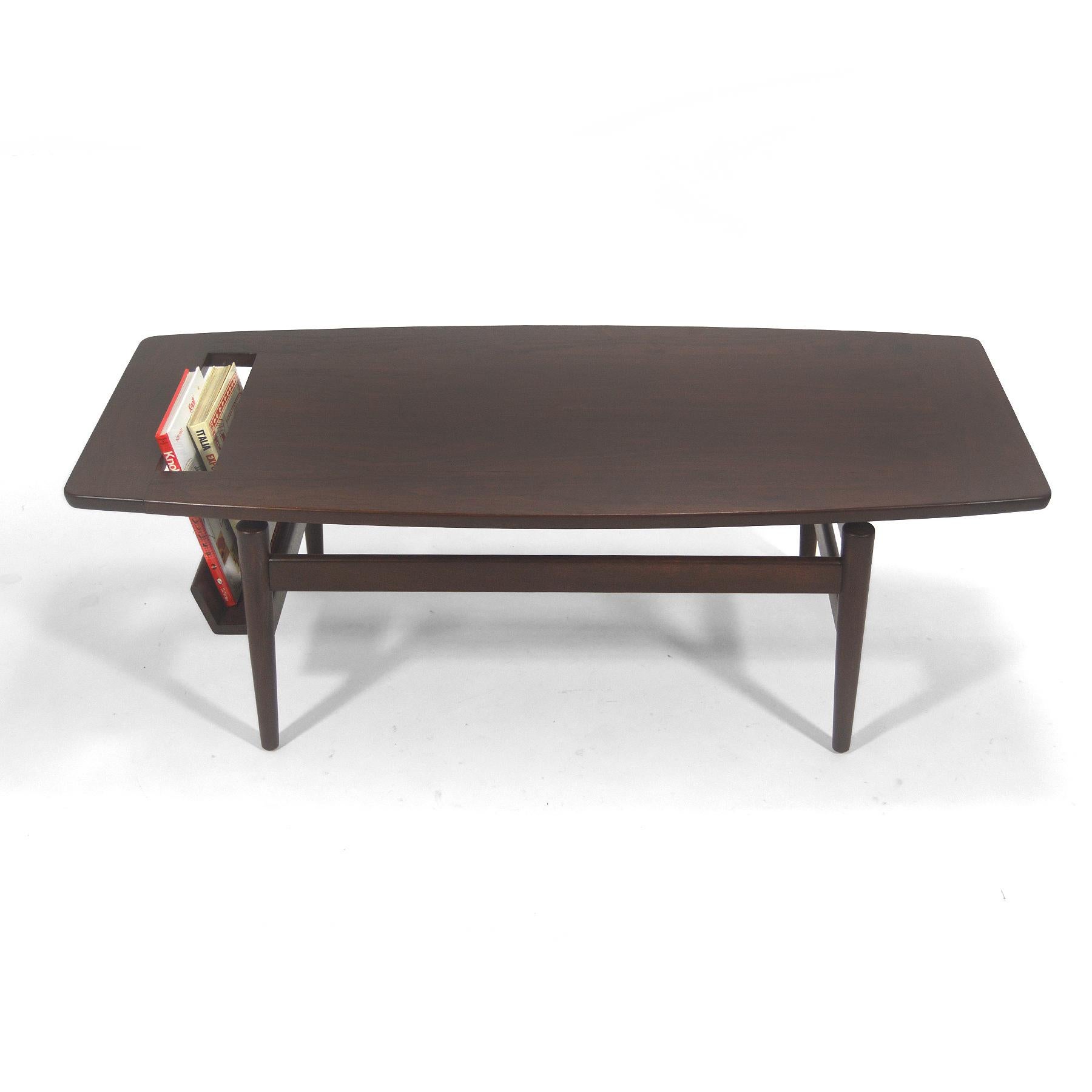 Jens Risom T 390 Coffee Table with Magazine Holder In Good Condition For Sale In Highland, IN