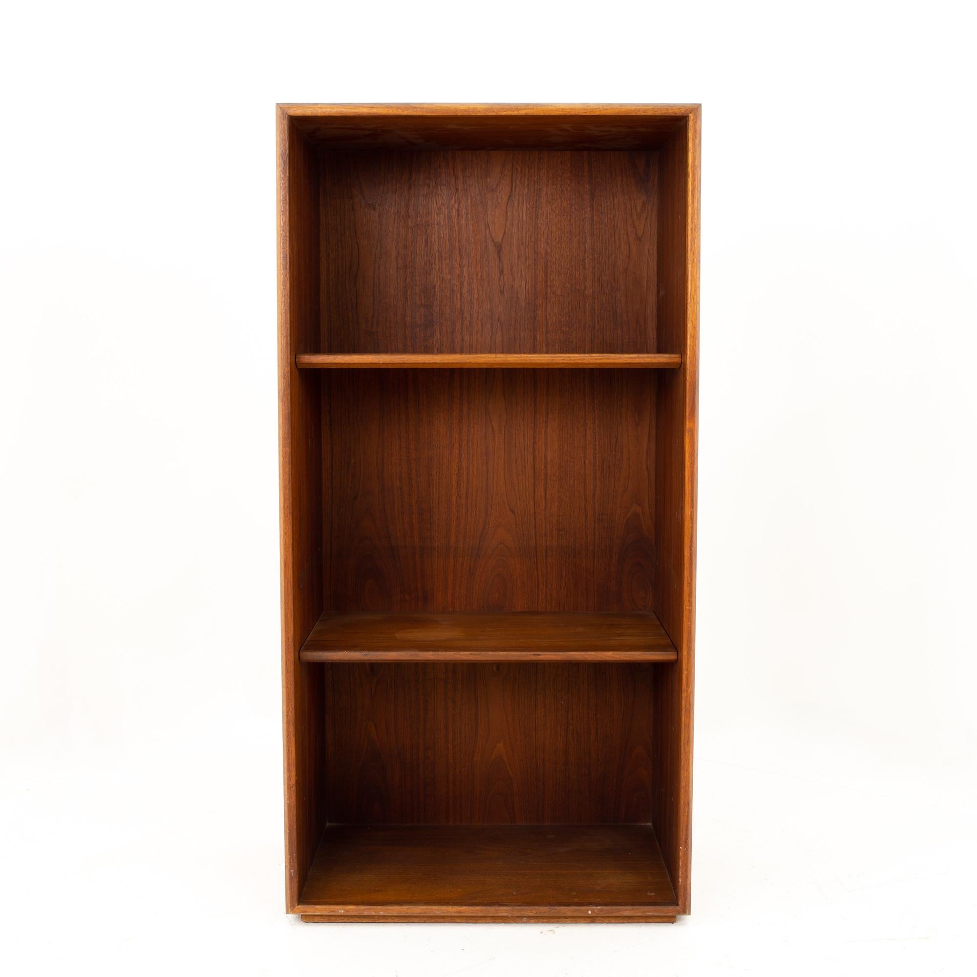 Mid-Century Modern Jens Risom Walnut Bookcase Shelving For Sale