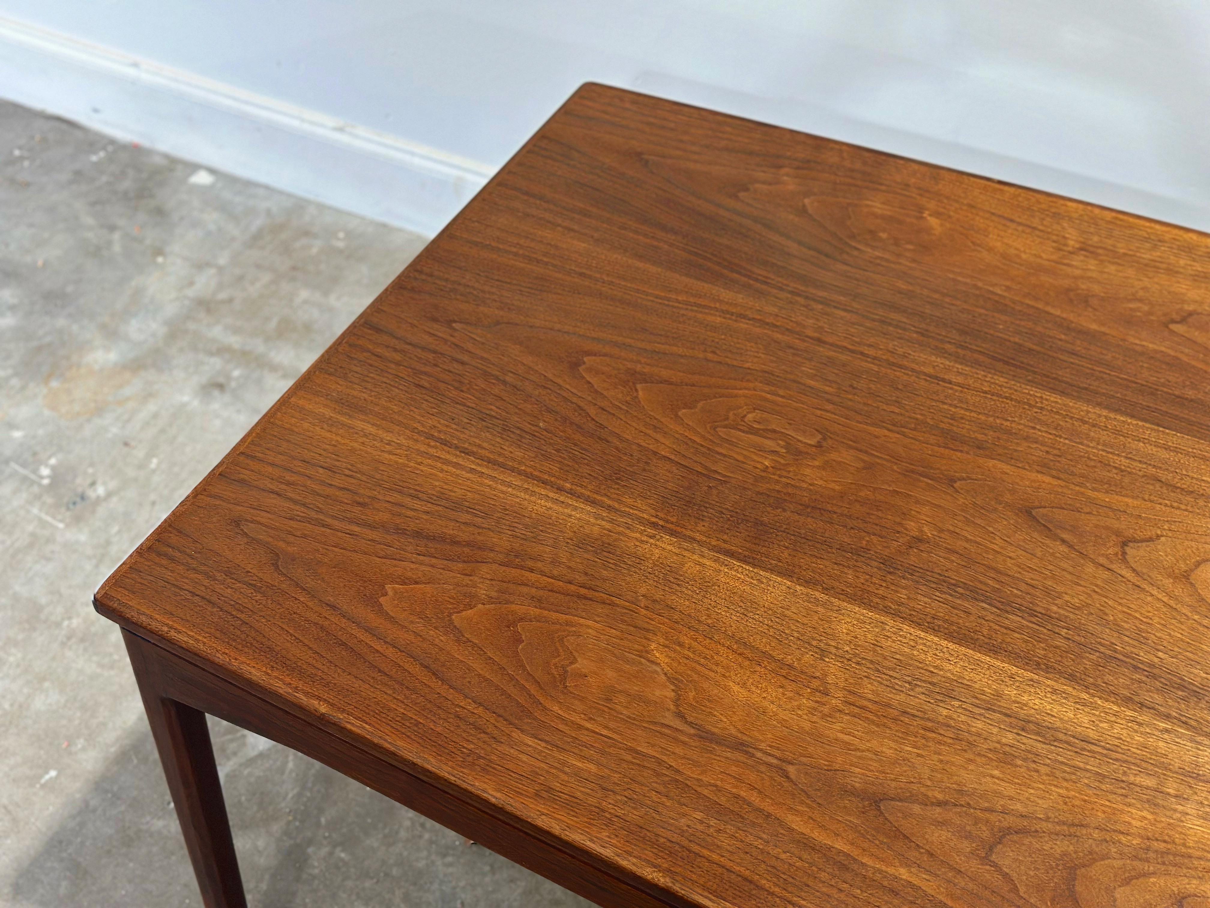 Jens Risom Walnut Dining Table, Rare Midcentury Draw Leaf Extension 10