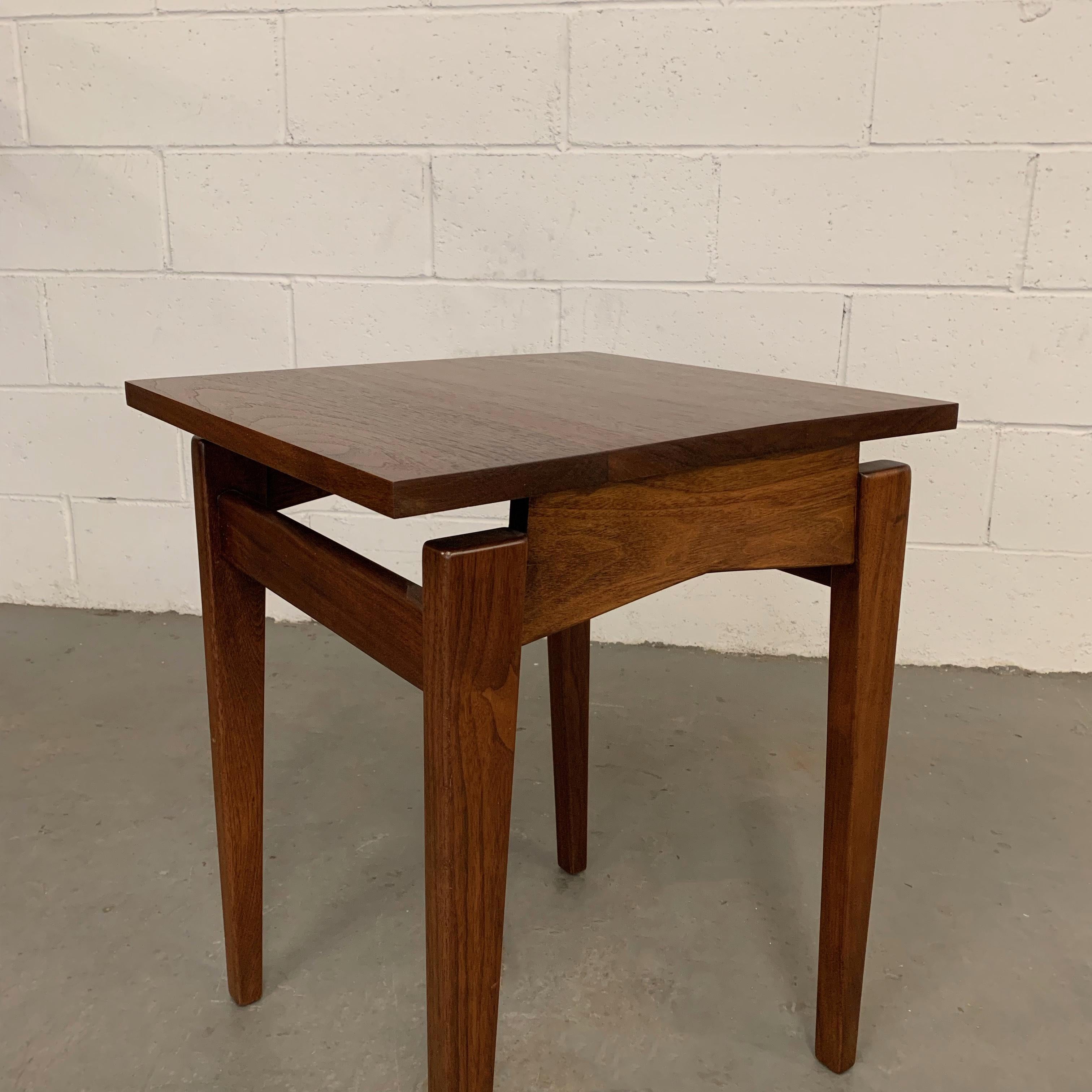 Jens Risom Walnut Side Table 1