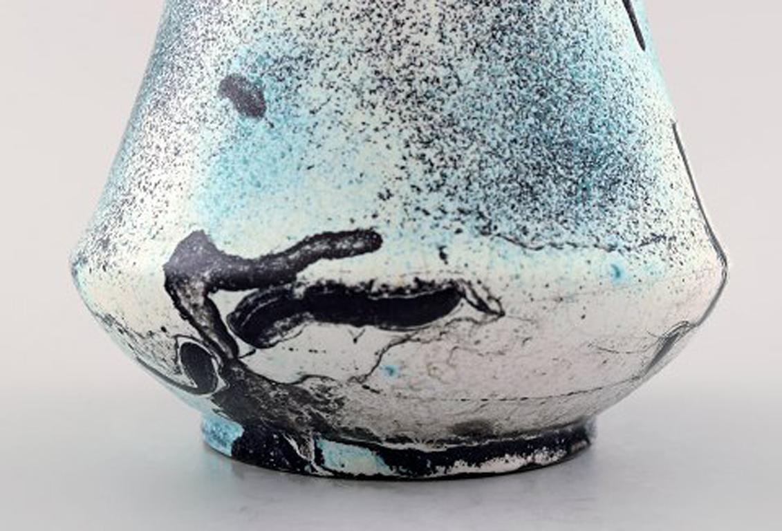 Danois Jens Thirslund Pichet Kähler décoré d'une glaçure verdâtre en vente