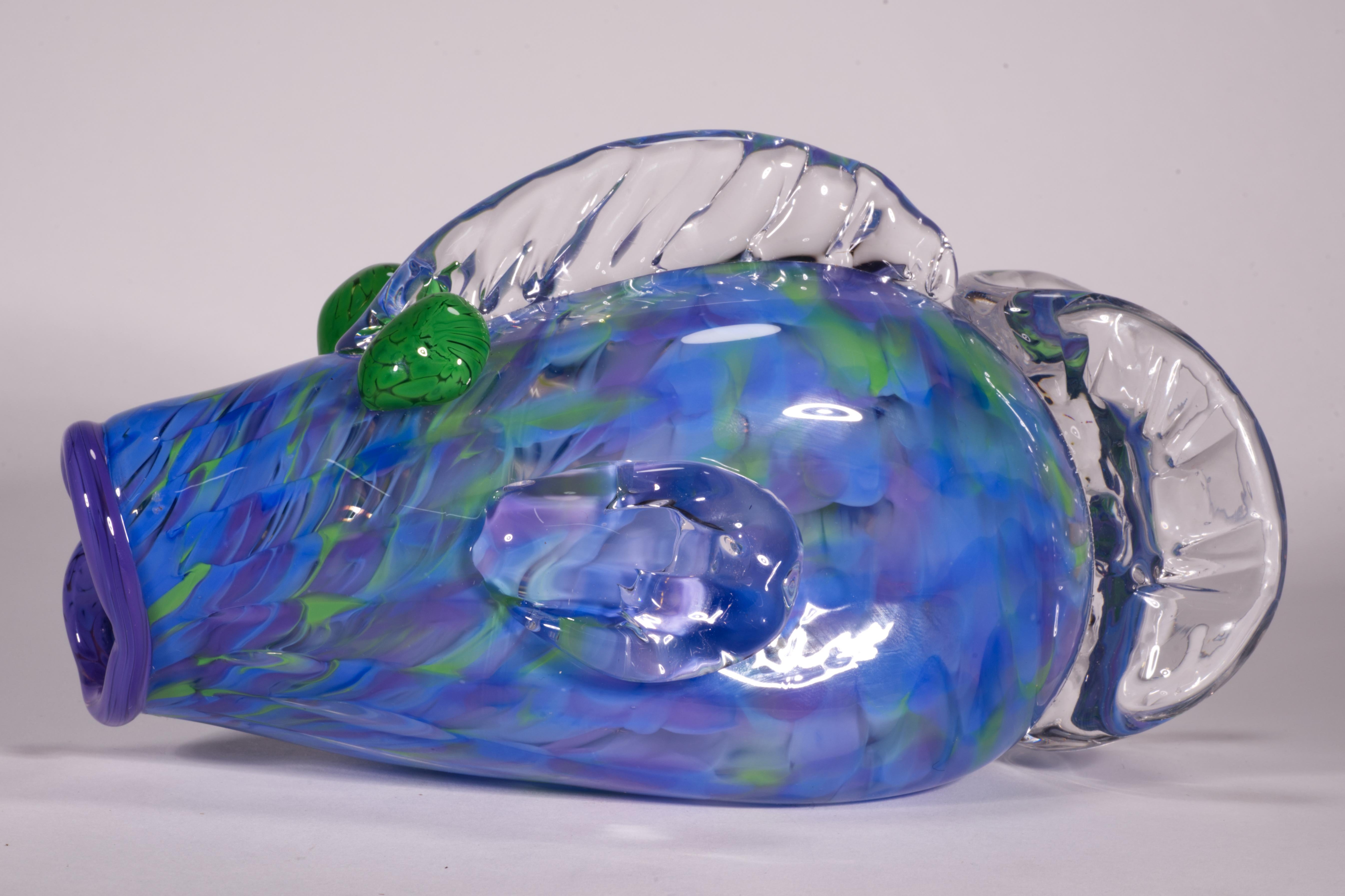 Americano Scultura di pesce di Jensen Kvarnes, vetro da studio americano in vendita