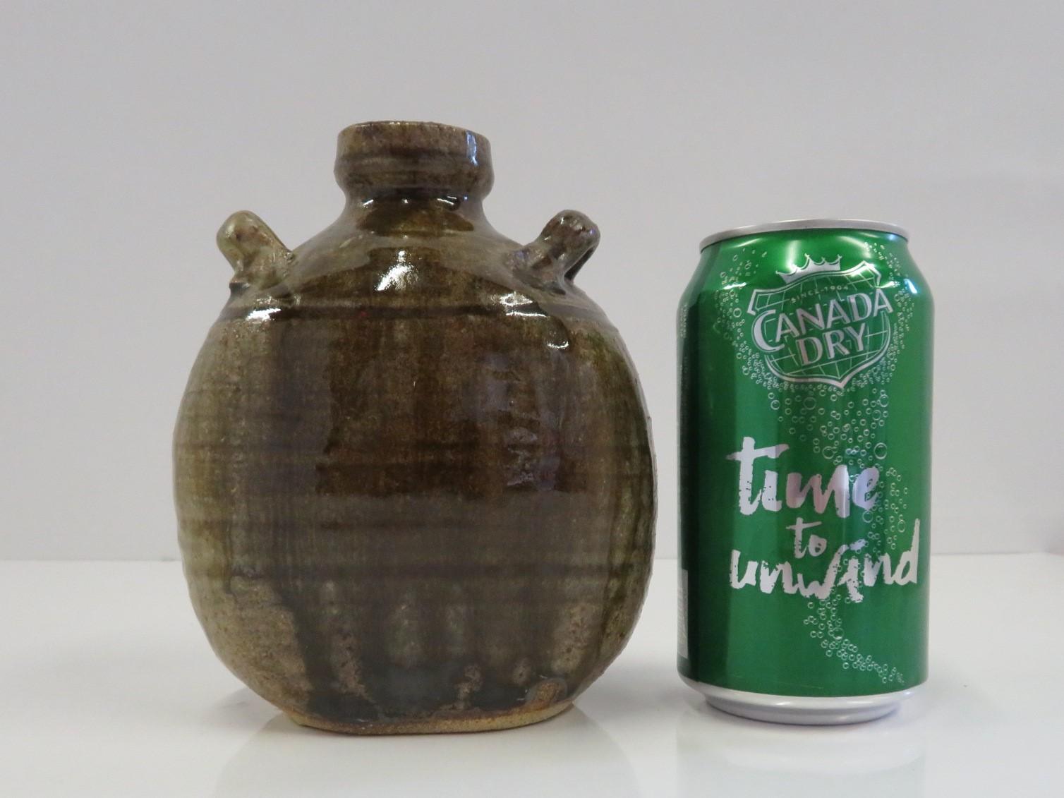 Vase en forme de cruche en glaçure à sel de raku organique et moderne de Jensen Studio en vente 2
