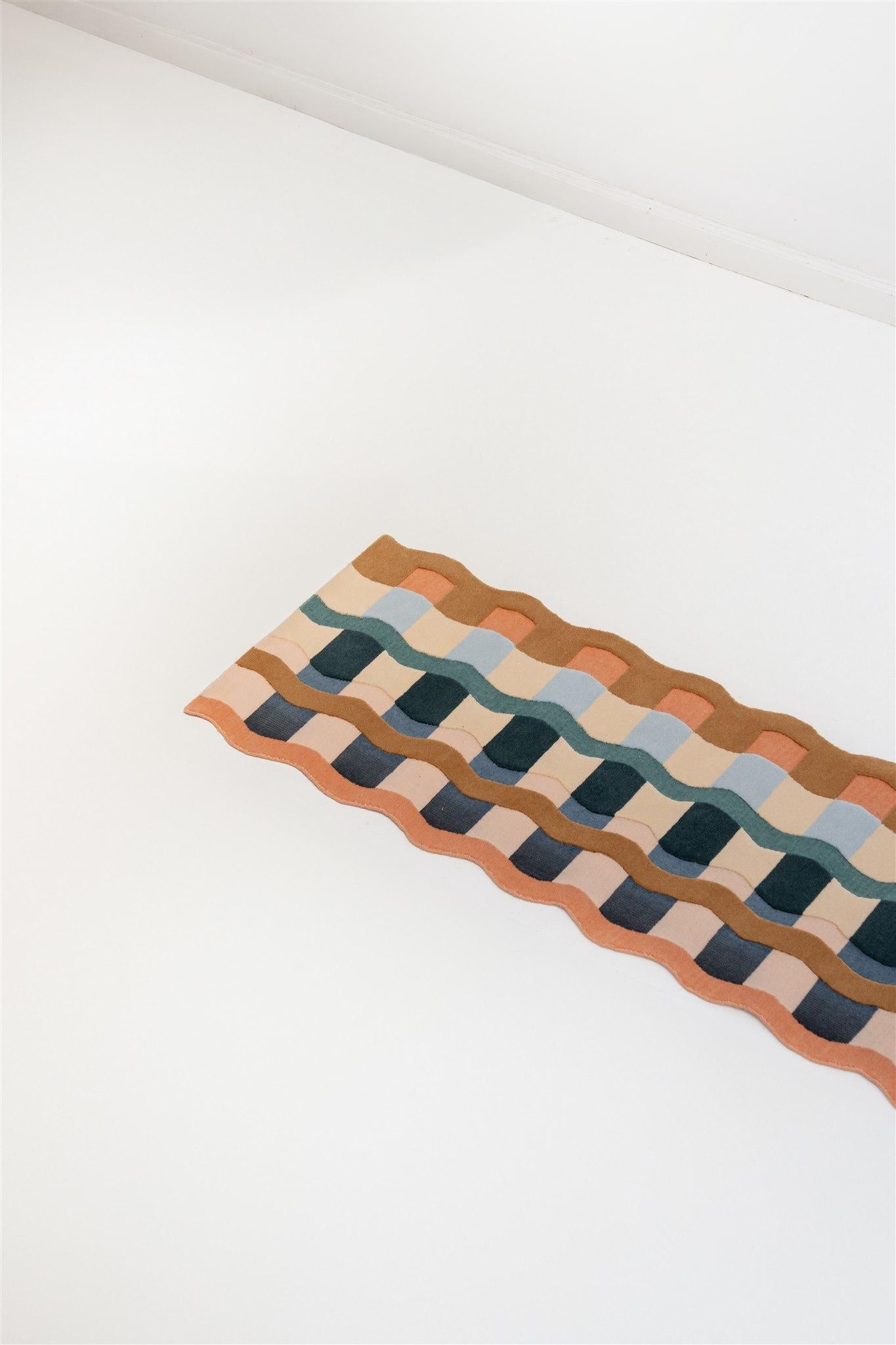 XXI secolo e contemporaneo Curvy Edge Himalayan Wool Veranda Runner by Jensin Okunishi Studio in vendita