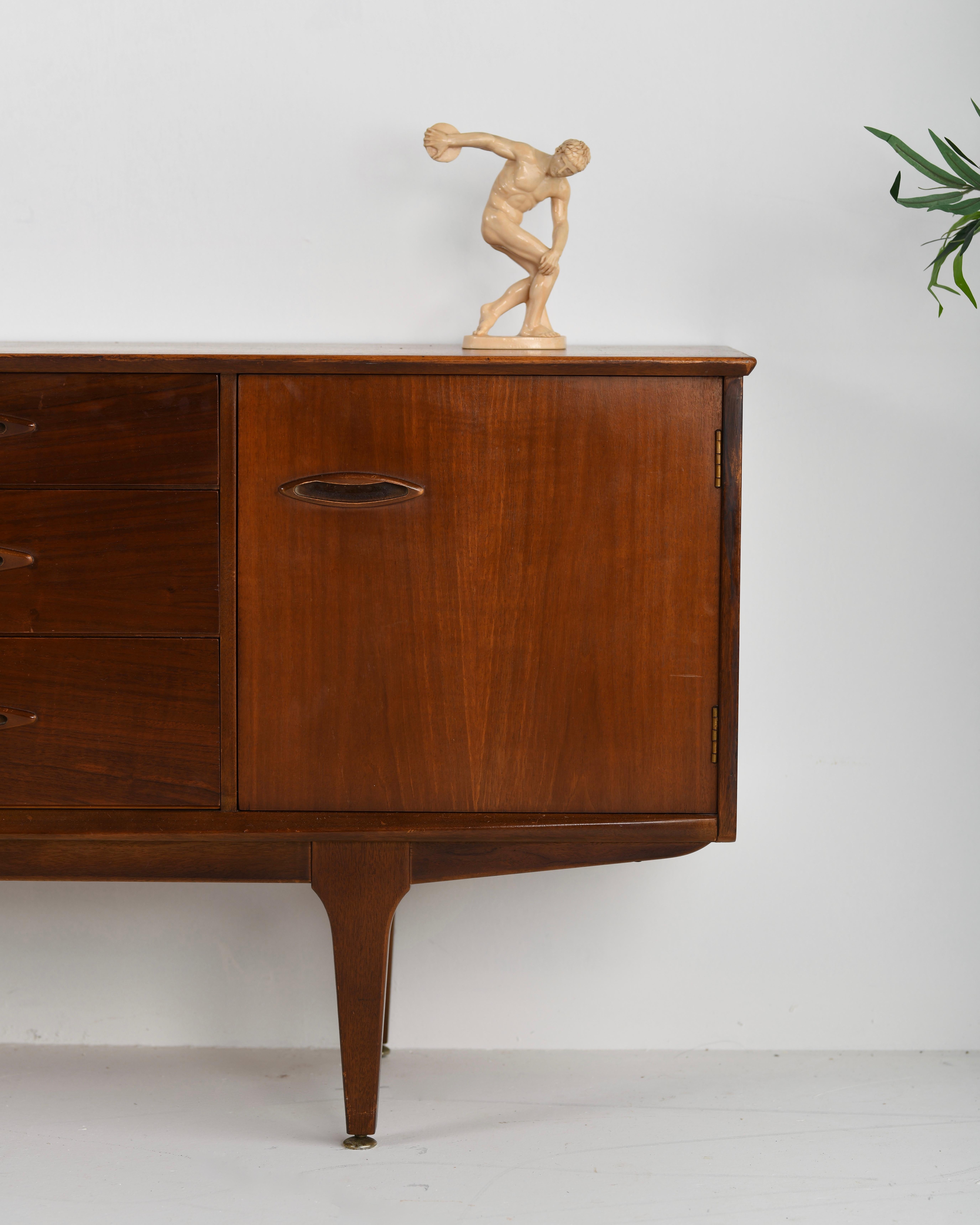 jentique sideboard