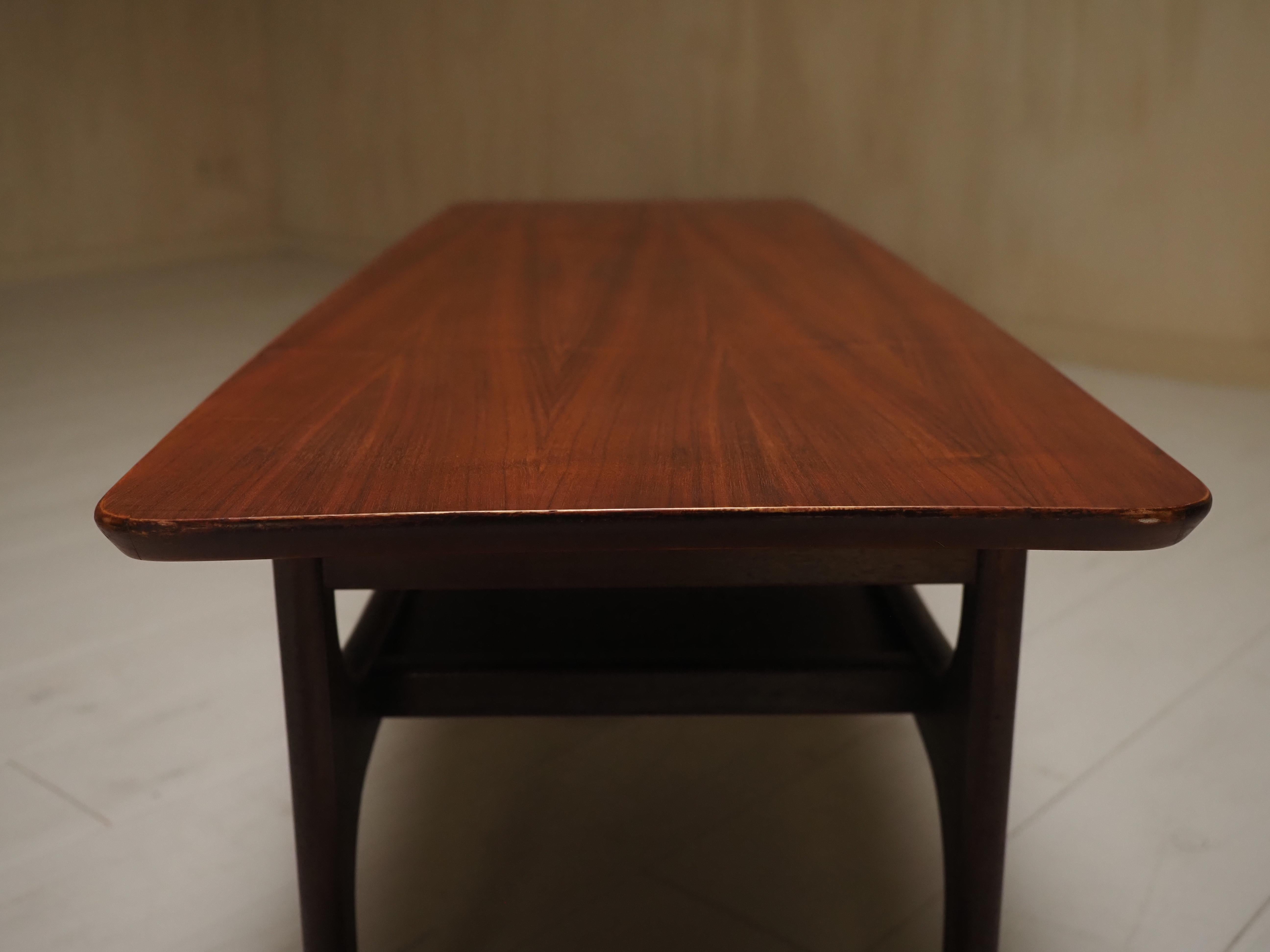 Jentique UK 1960’s coffee table For Sale 2