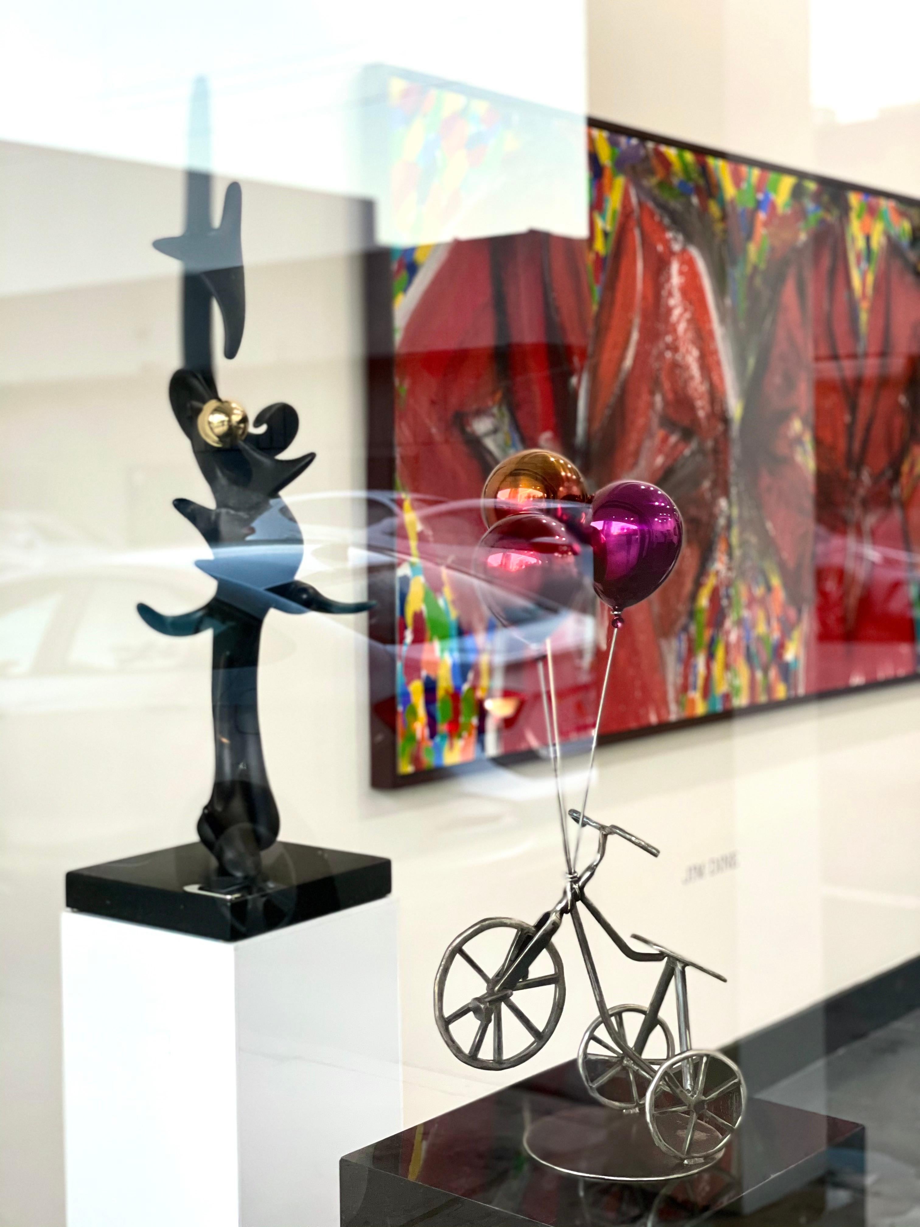 Globos y Triciclo - Sculpture de Jeon Kang Ok