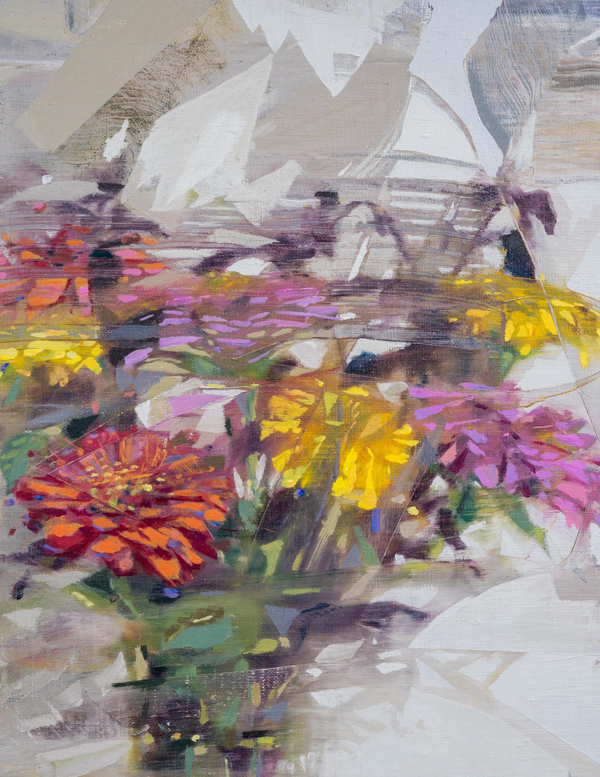 DWELL - Peinture expressionniste à l'huile sur toile représentant des fleurs dans un vase sur une table - Gris Still-Life Painting par Jered Sprecher