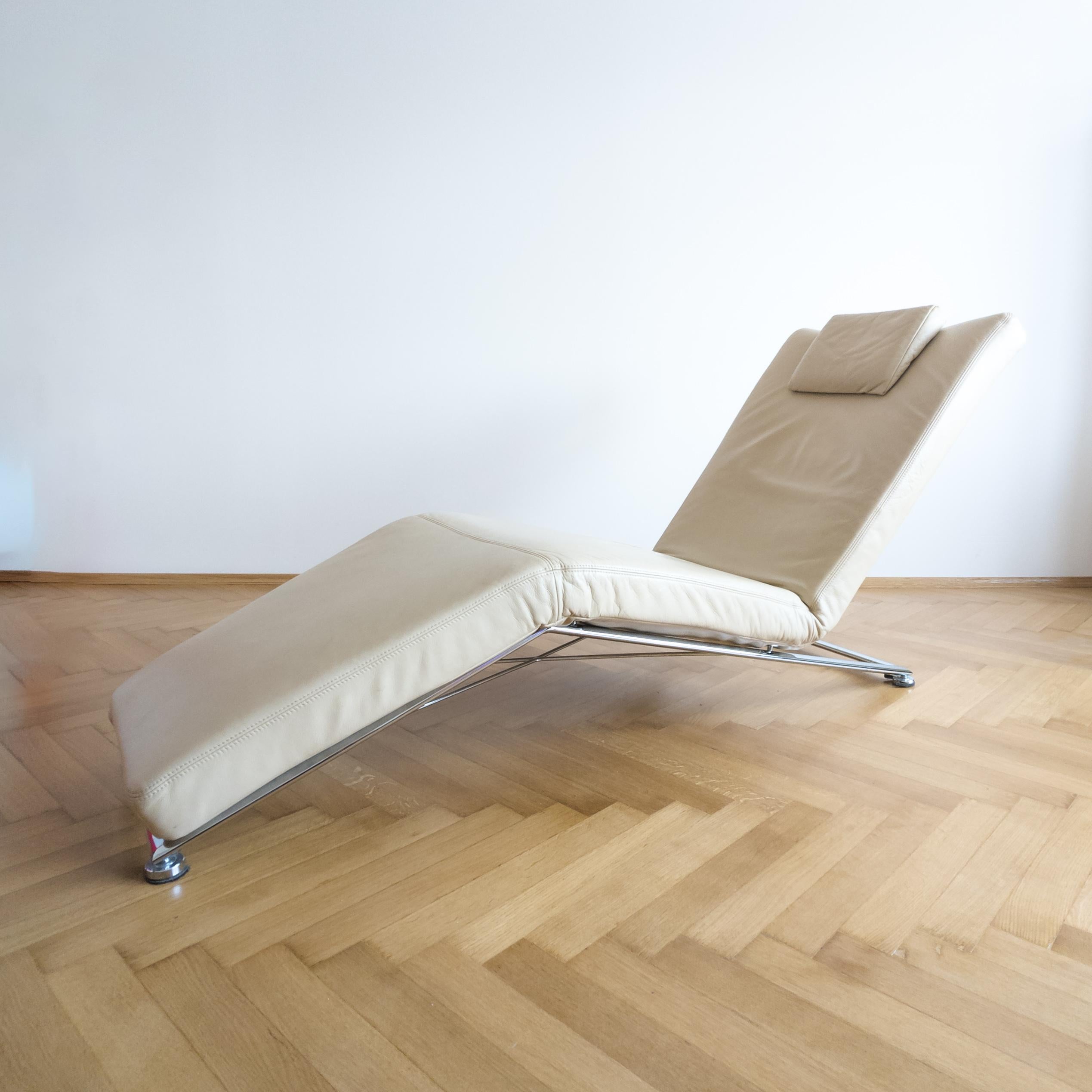 Modern Jeremiah Adjustable Leather Chaise Lounge from Koinor, Germany For Sale