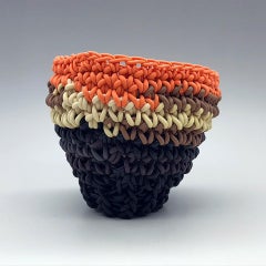 ""Crocheted Porcelain Tea Cup Number 82", Zeitgenössisch, Porzellan, Skulptur