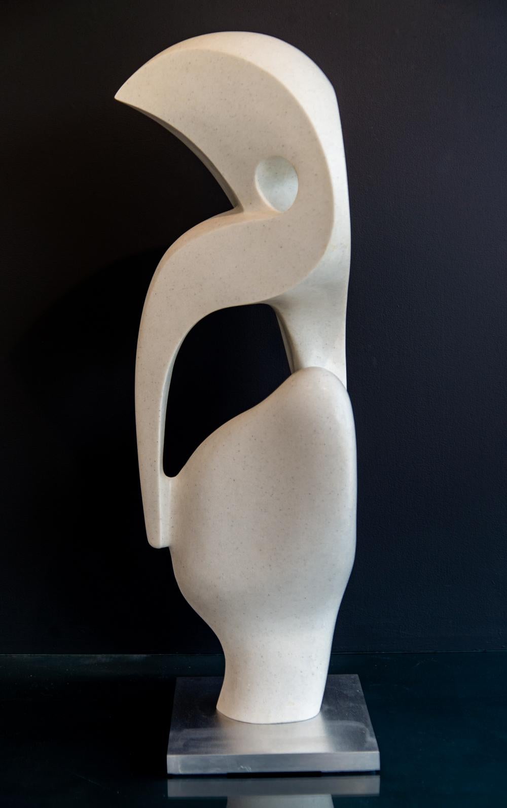 Heron 5/50 - sculpture figurative en marbre blanc lisse, polie et abstraite - Contemporain Sculpture par Jeremy Guy