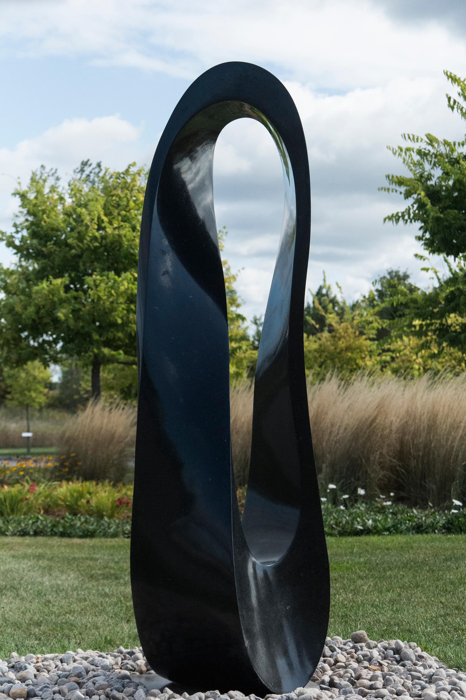 Jeremy Guy Abstract Sculpture - Mobius 