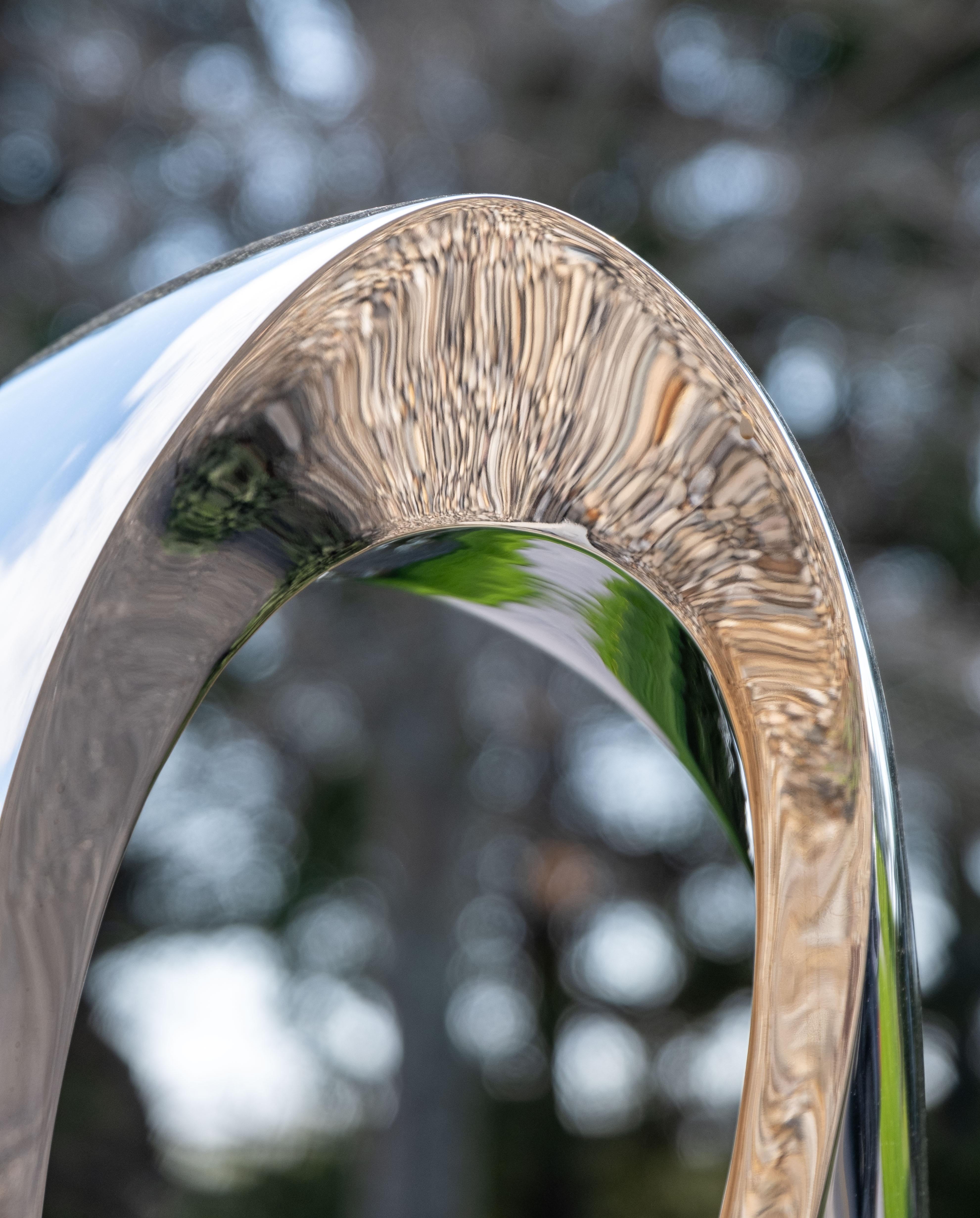 Mobius H6 Acciaio inossidabile lucidato a specchio - astratto, contemporaneo, scultura in vendita 7