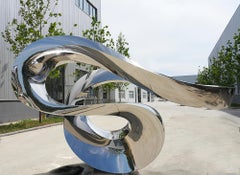 Zephyr 7ft SS, grande sculpture d'extérieur abstraite en acier inoxydable poli