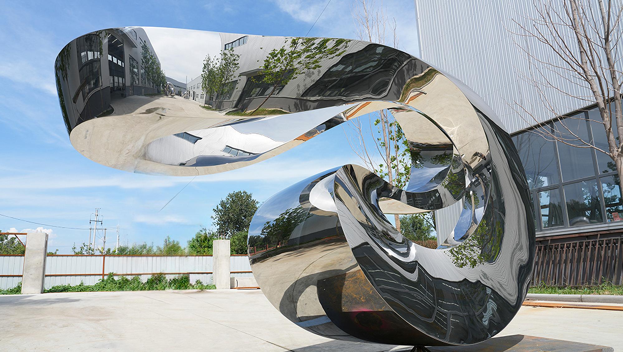 Zephyr 7ft SS - large, abstract, polished stainless steel outdoor sculpture - Gray Abstract Sculpture by Jeremy Guy