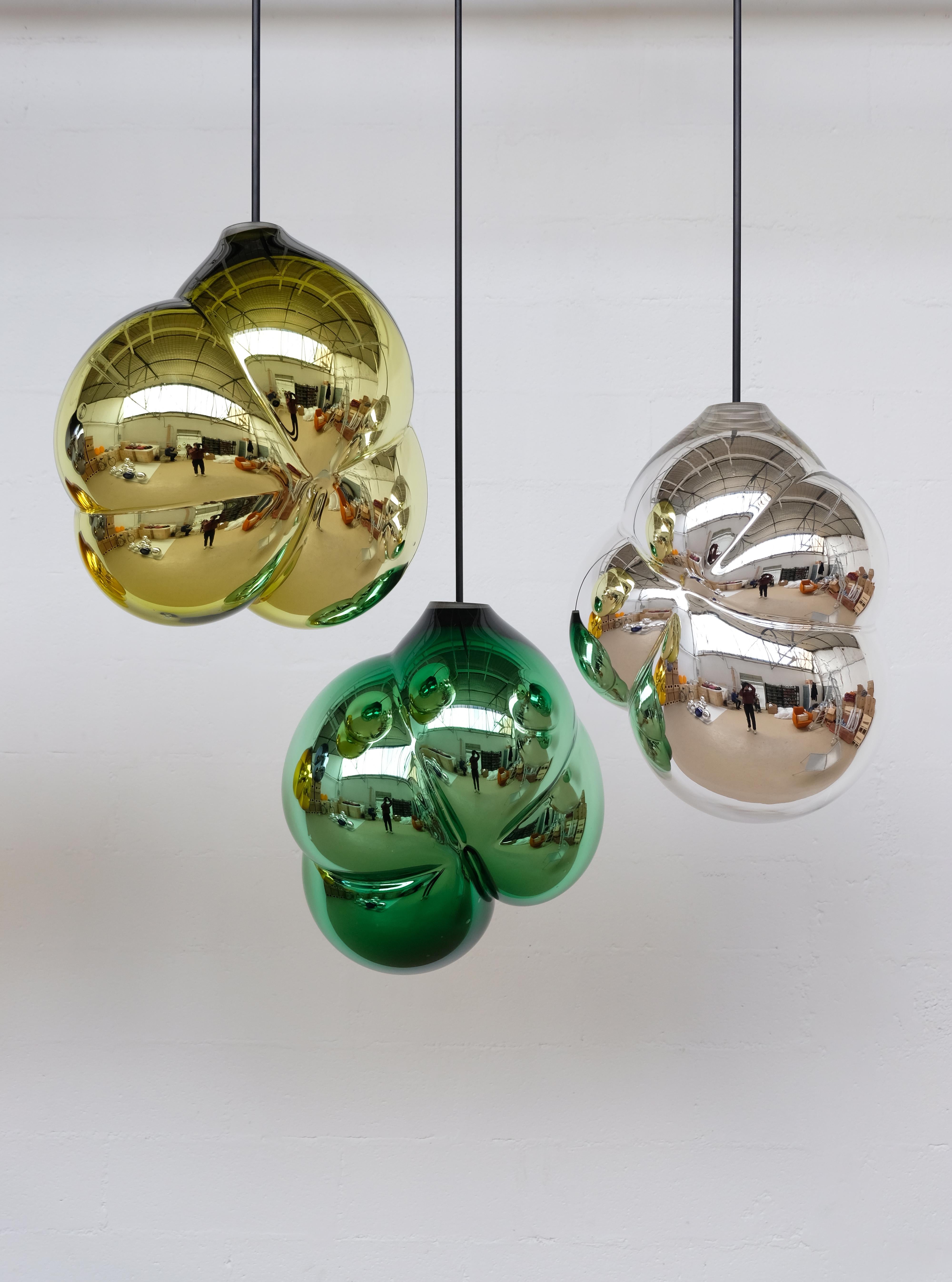 Unique piece born from the artistic exploration of Jeremy Maxwell Wintrebert. 
An innovative exploration of glass through shape and colour making this piece a truly singular work. 

Cloud Moonlight, Green
Suspended sculpture
Unique