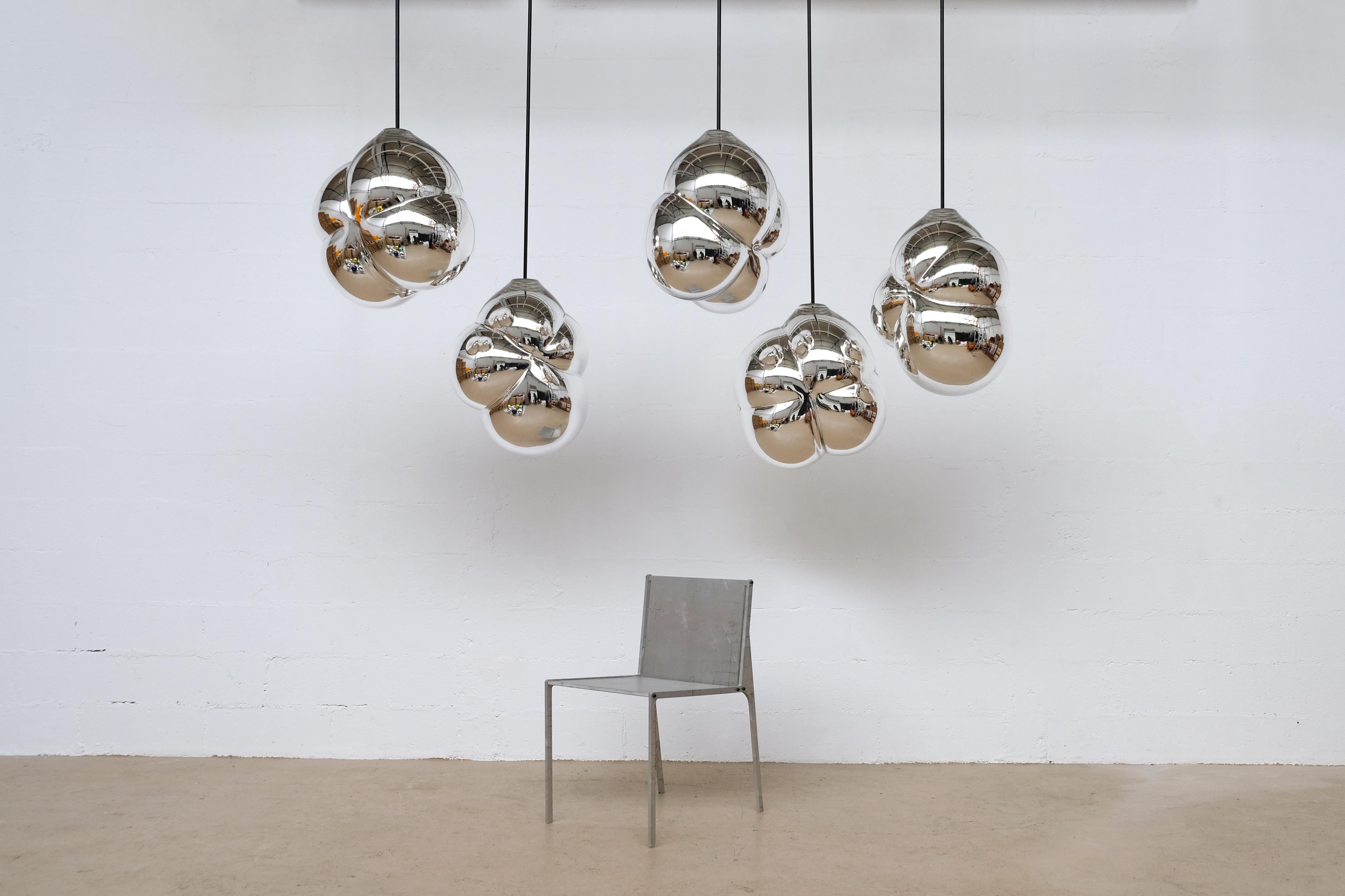 Français Sculpture en verre soufflé à la main Jeremy Maxwell Wintrebert Moonlight Cloud en vente