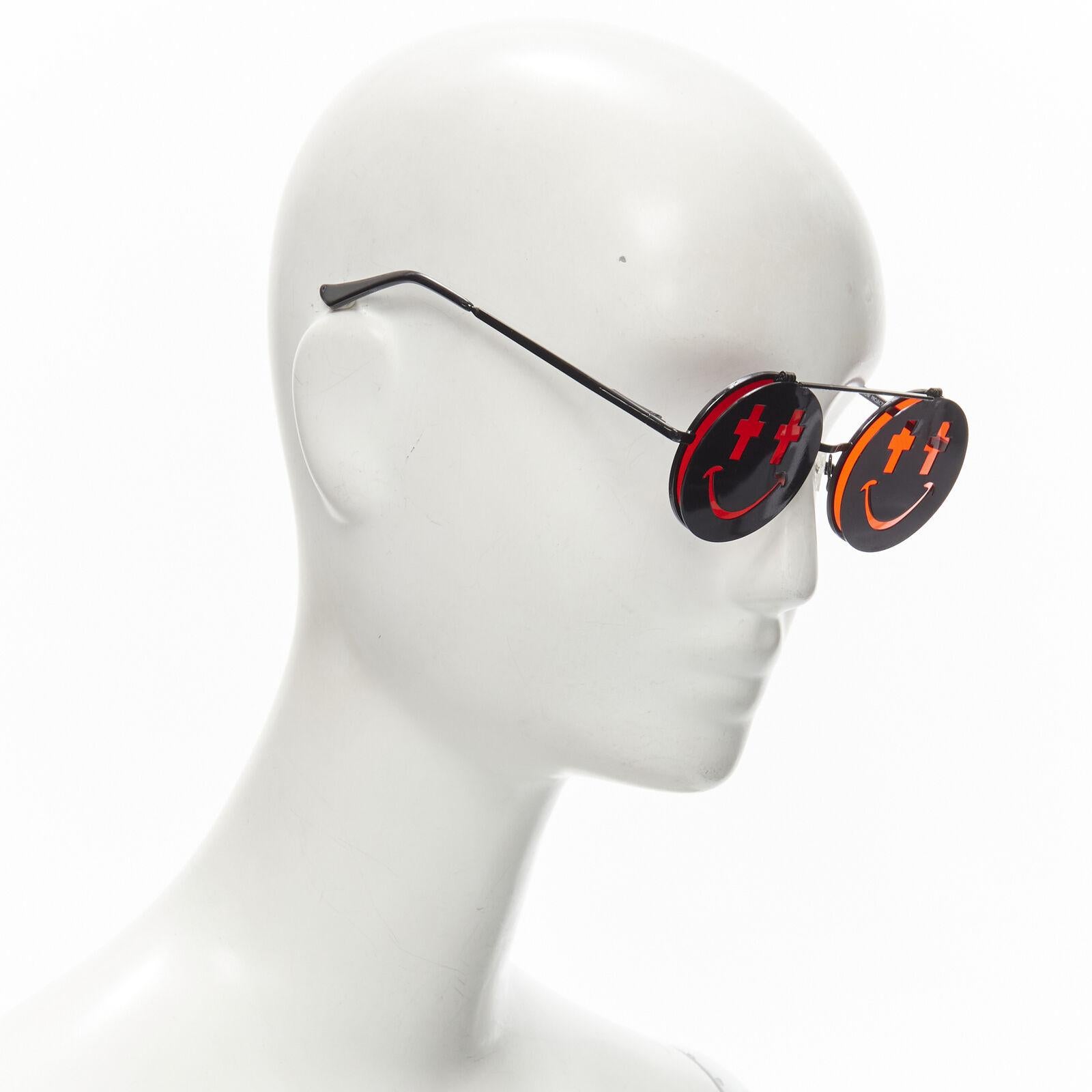 Gris JEREMY SCOTT LINDA FARROW JS/SMILE/3 rouge noir lunettes de soleil flip up teashade en vente