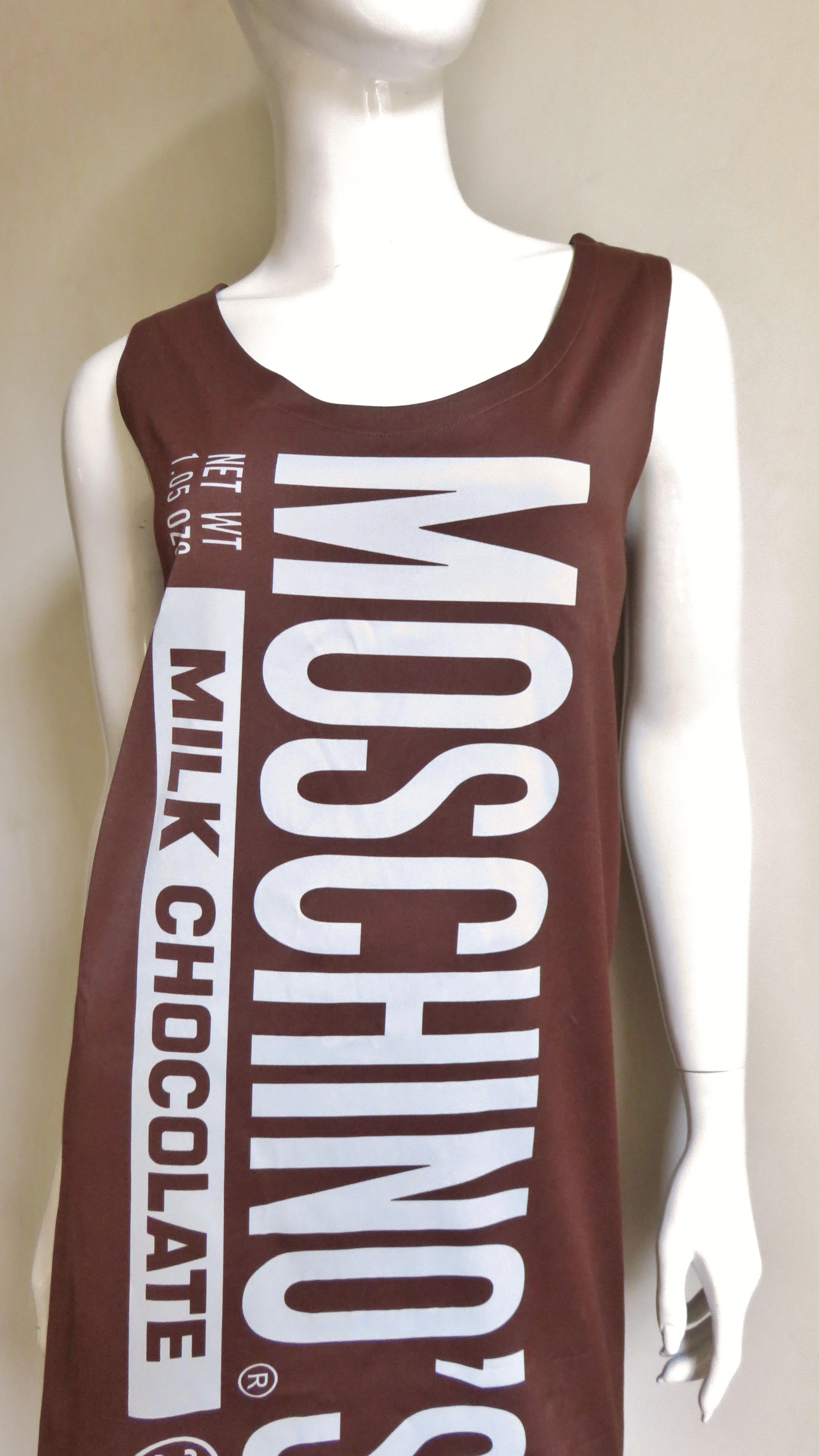 Jeremy Scott Neues Moschino Schokoladenbraunes Barkleid im Zustand „Neu“ im Angebot in Water Mill, NY