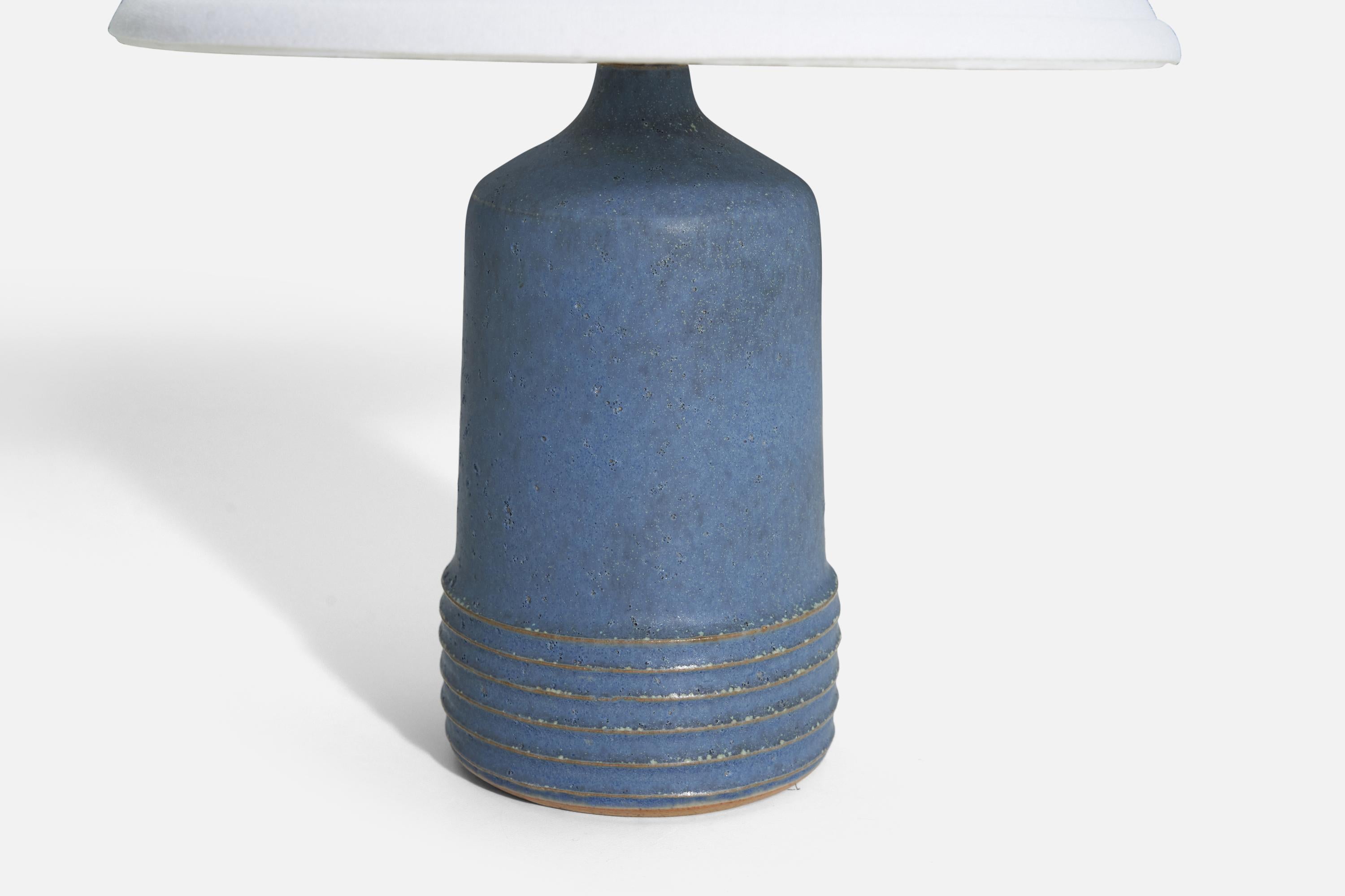 Swedish Jerk Werkmäster, Table Lamp, Blue-Glazed Earthenware, Nittsjö, Sweden, c. 1940s For Sale