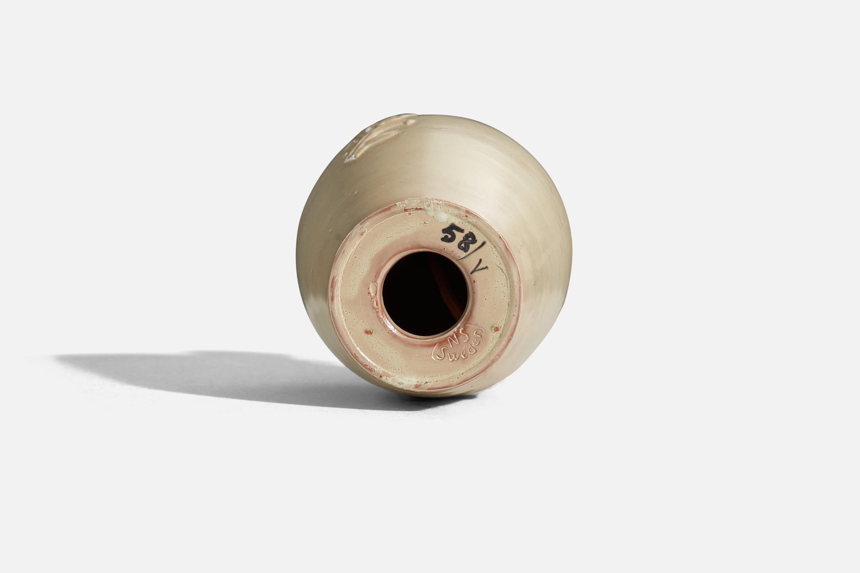 Milieu du XXe siècle Jerk Werkmäster, lampe de table, faïence émaillée crème, Nittsjö, Suède, c.I.C. en vente