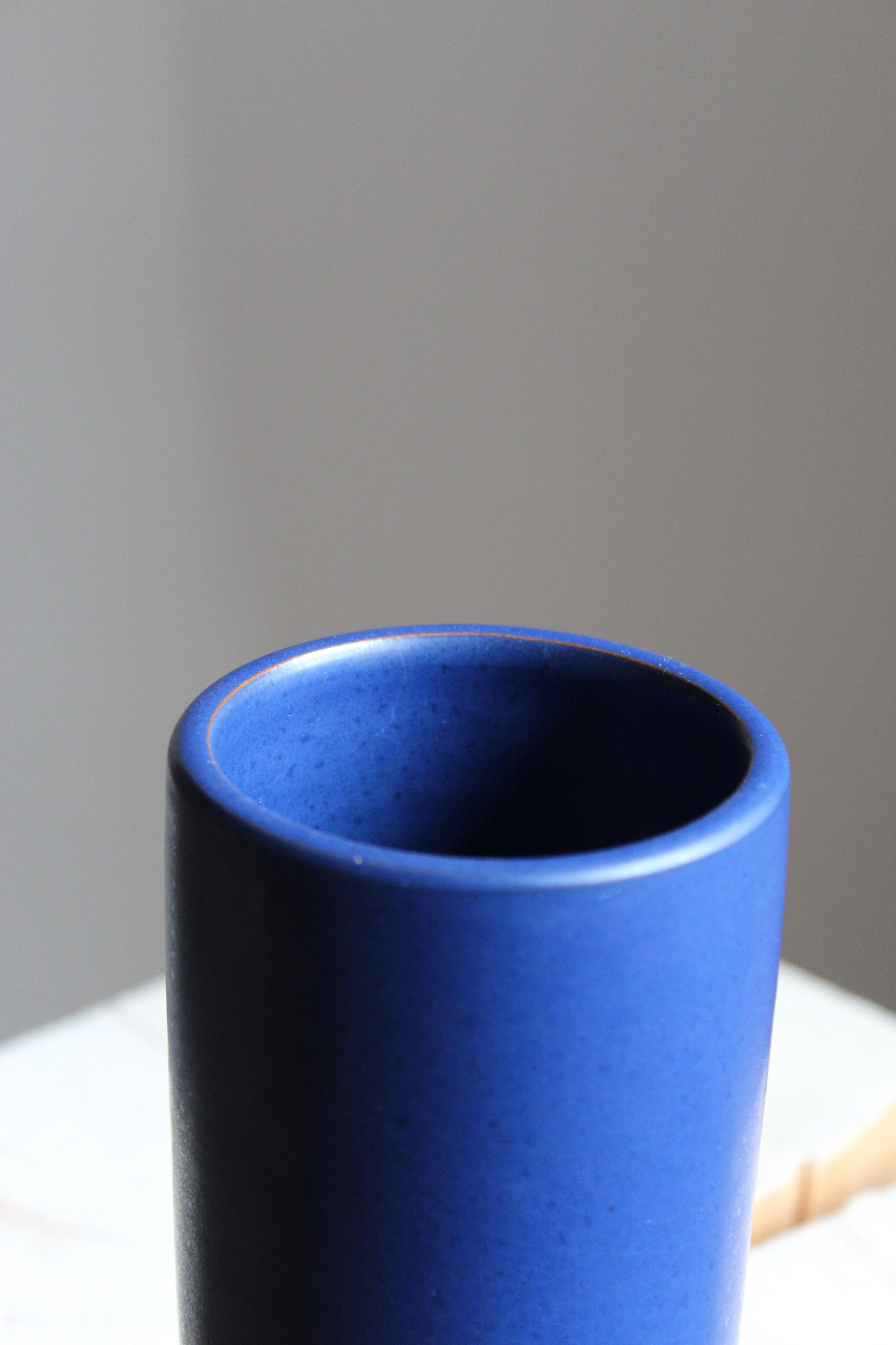 Jerk Werkmäster, Vase, Blue Glazed Ceramic, Nittsjö, Sweden, 1940s In Good Condition In High Point, NC