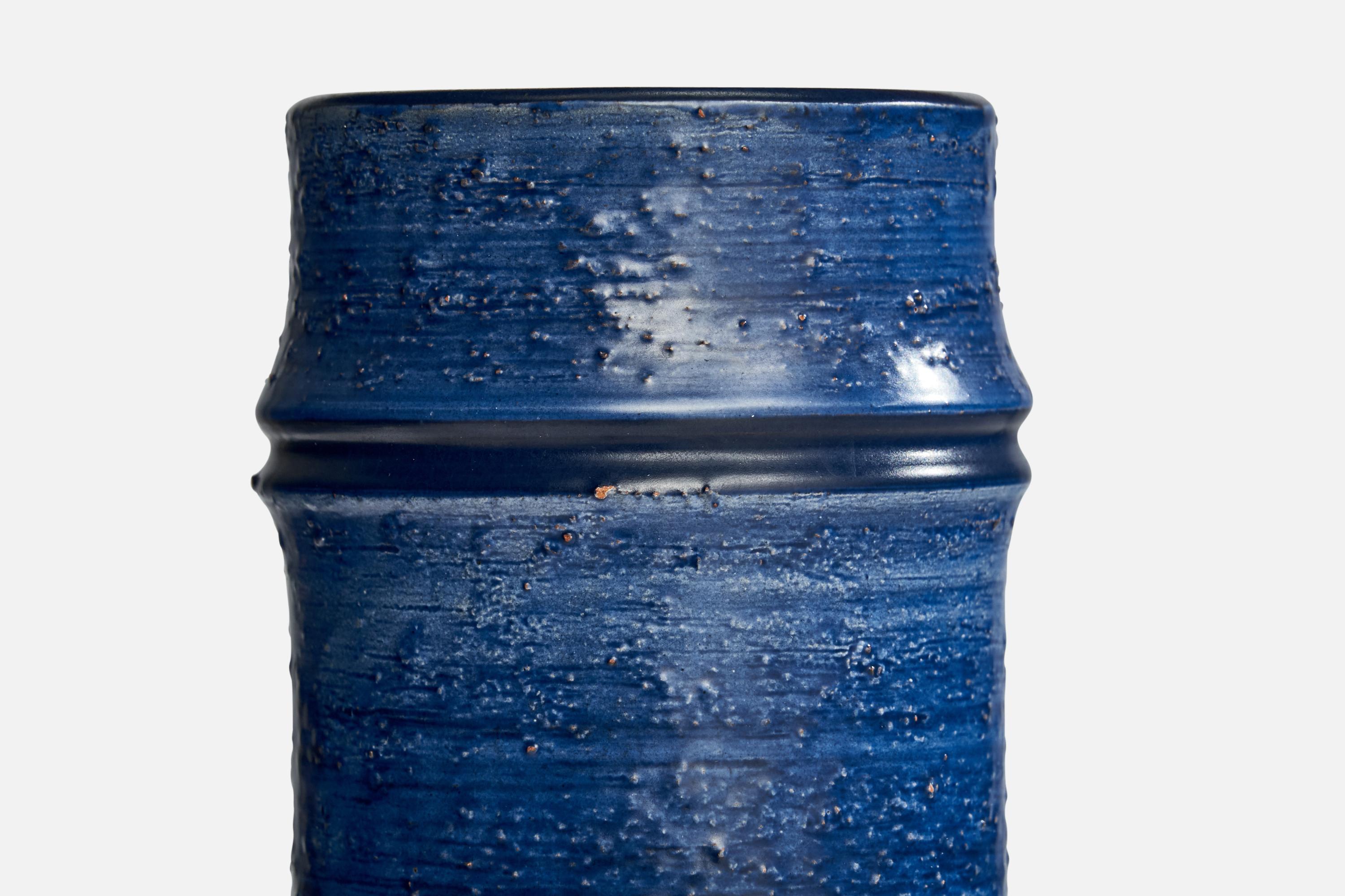 Jerk Werkmäster, vase, céramique, Suède, années 1930 Bon état - En vente à High Point, NC