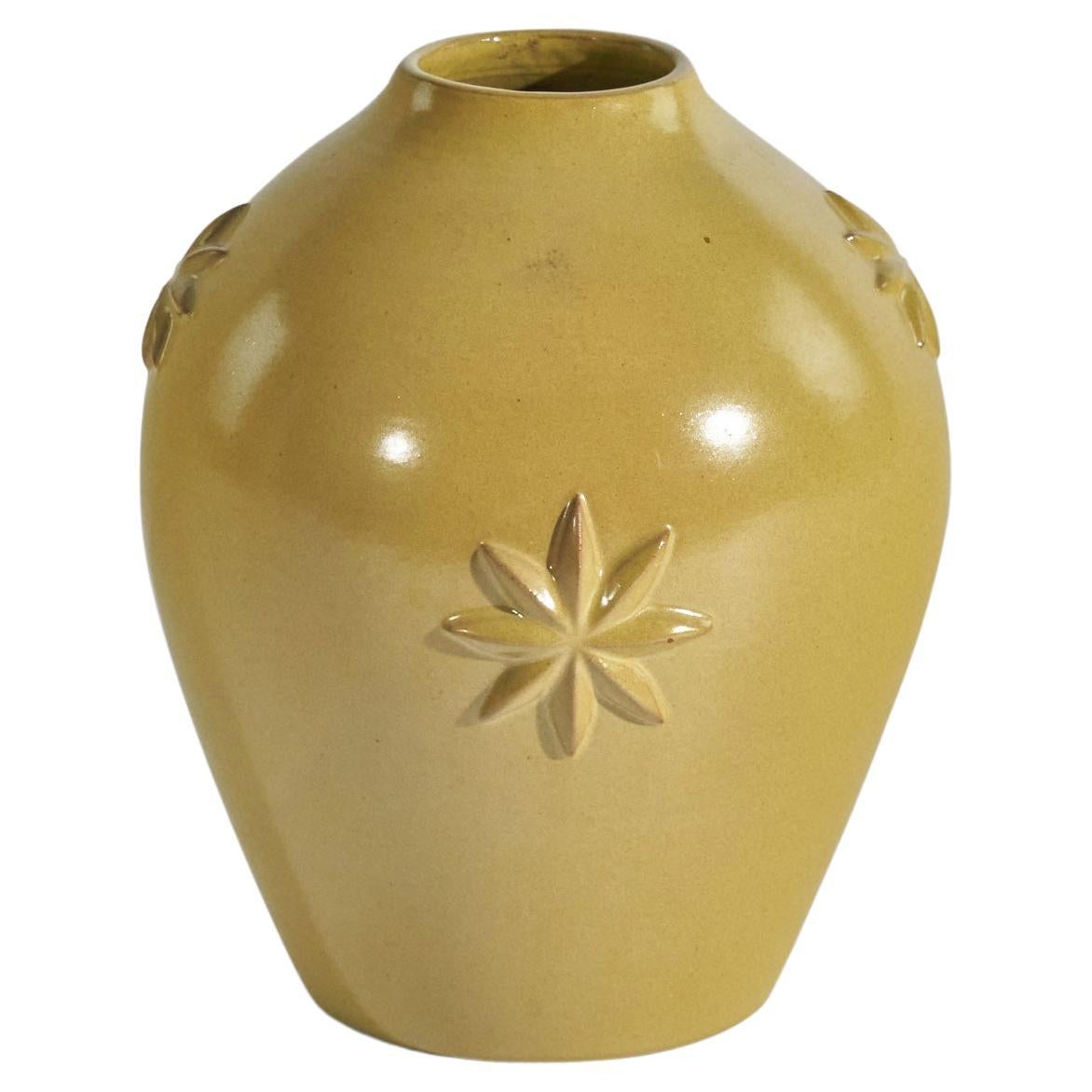 Jerk Werkmäster, Vase, Yellow-Glazed Earthenware, Nittsjö, Sweden, 1940s