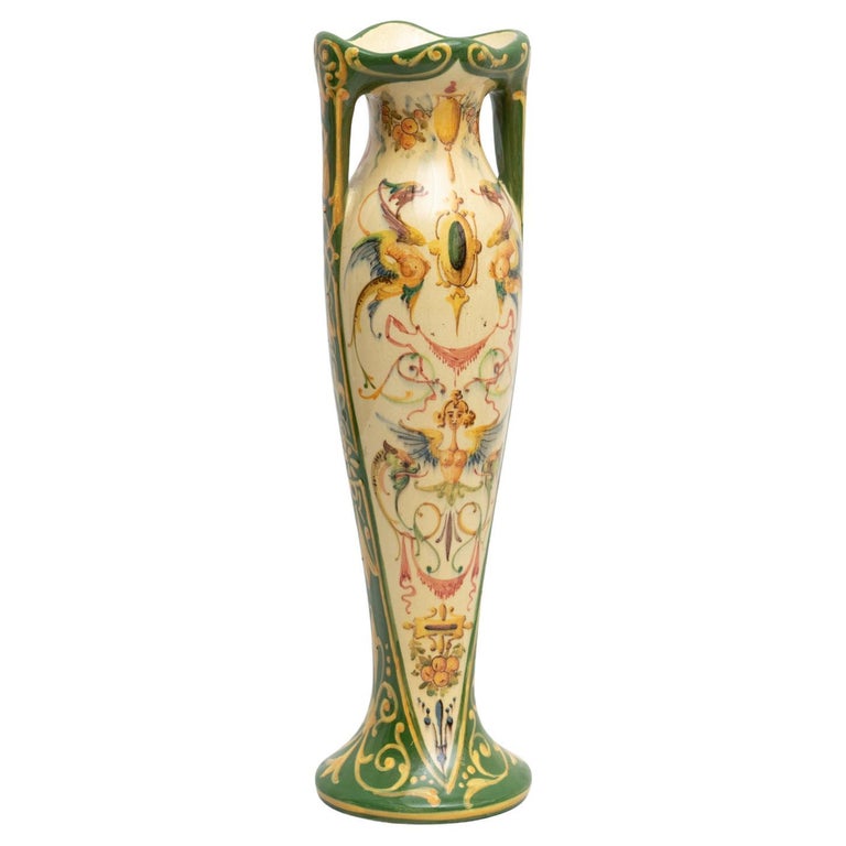 Vase peint à la main Jerome Massier Fils - En vente sur 1stDibs