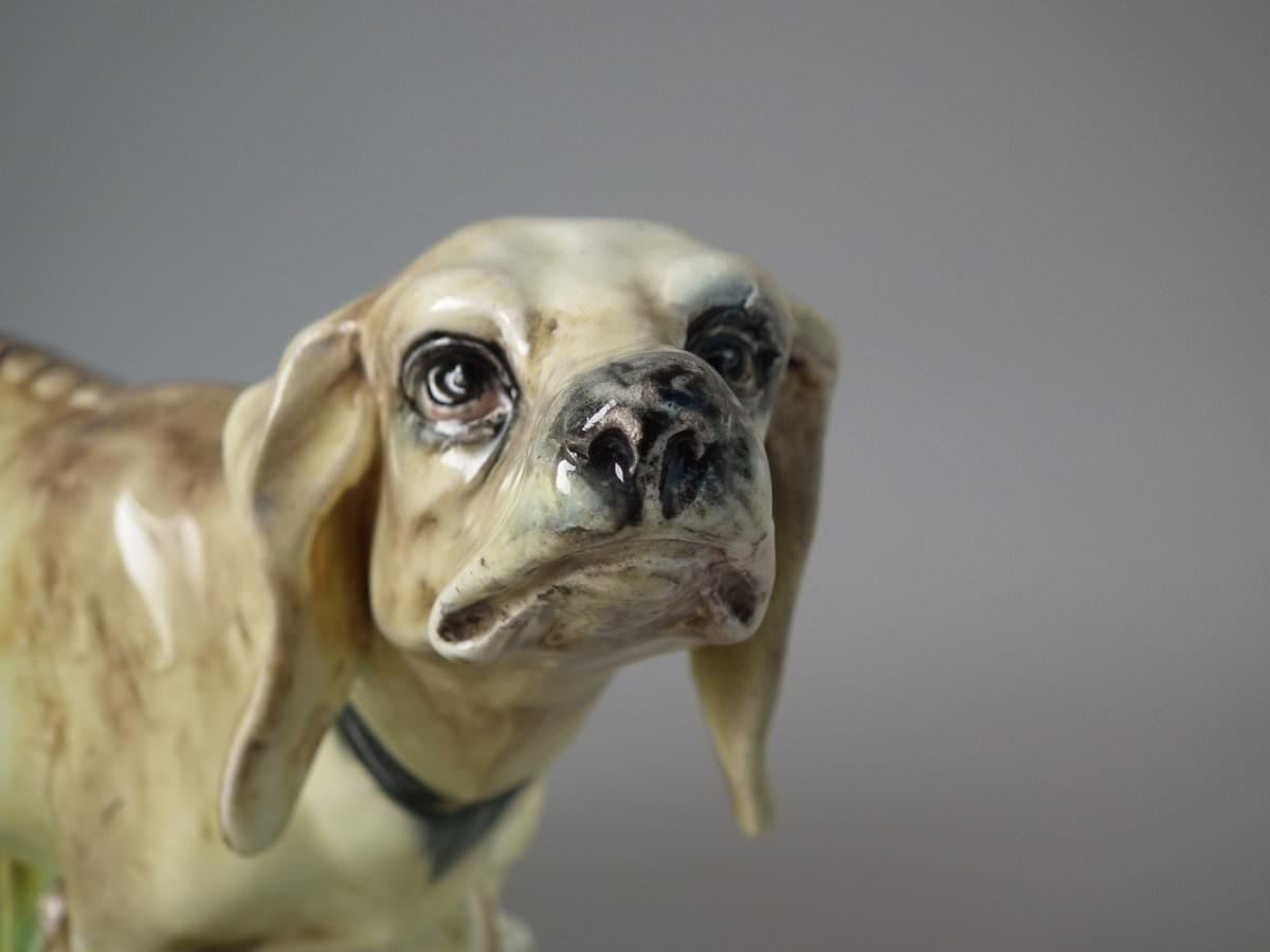 Inizio XX secolo Jerome Massier Fils Vaso in maiolica con fuoriuscita di cani in vendita