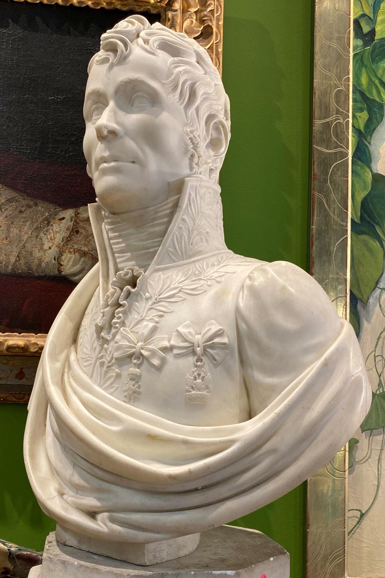 Our very rare marble bust of Jérôme-Napoleon Bonaparte (1784-1860) dating from the first quarter of the nineteenth century is attributed to the circle of Joseph Chinard (1756-1813).  It measures 26.75 in (68 cm) tall and 19.5 in (49.5 cm) wide, and