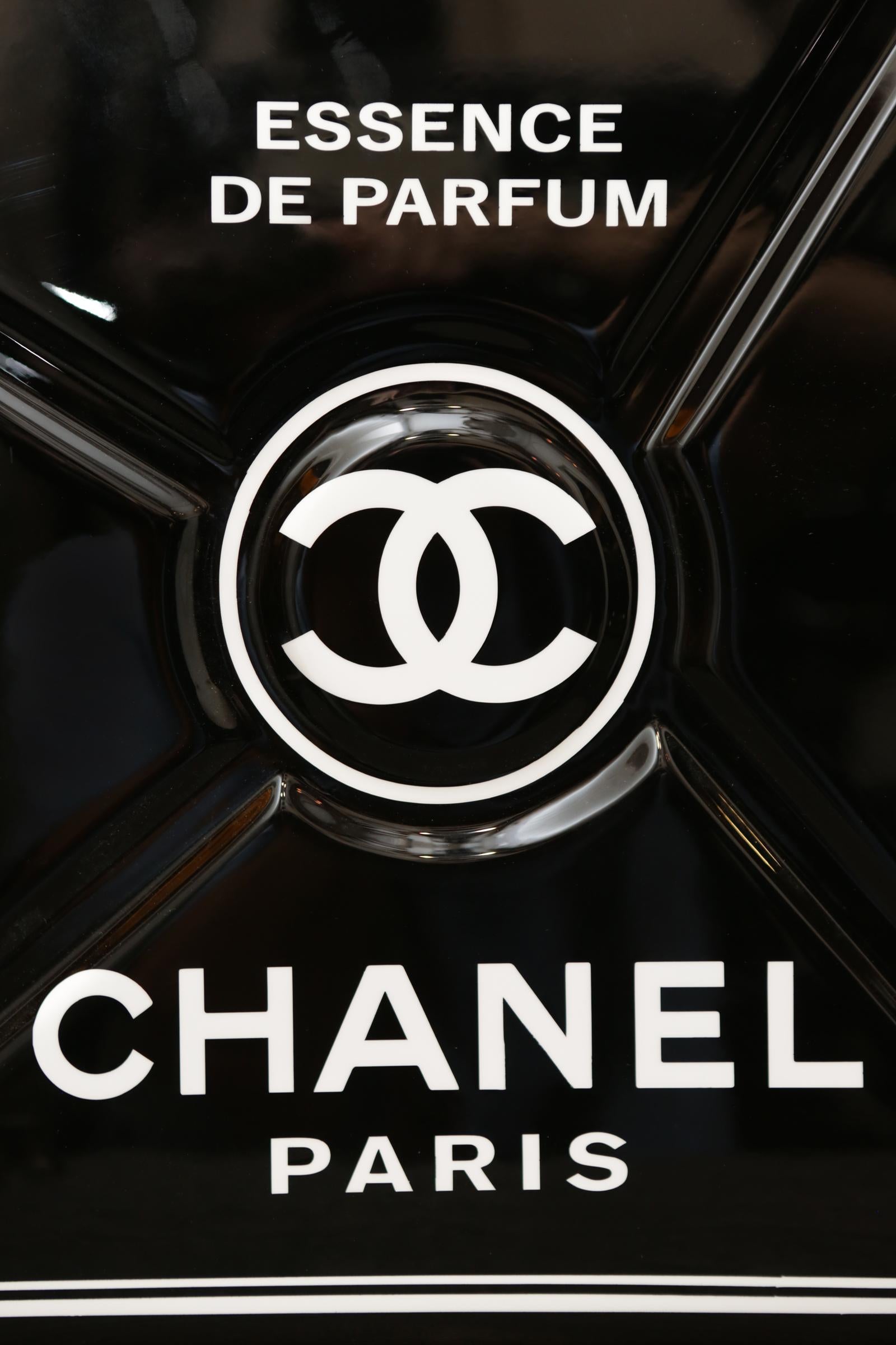 Jerrican Chanel N°5 Black Art Piece in Limited Edition 8