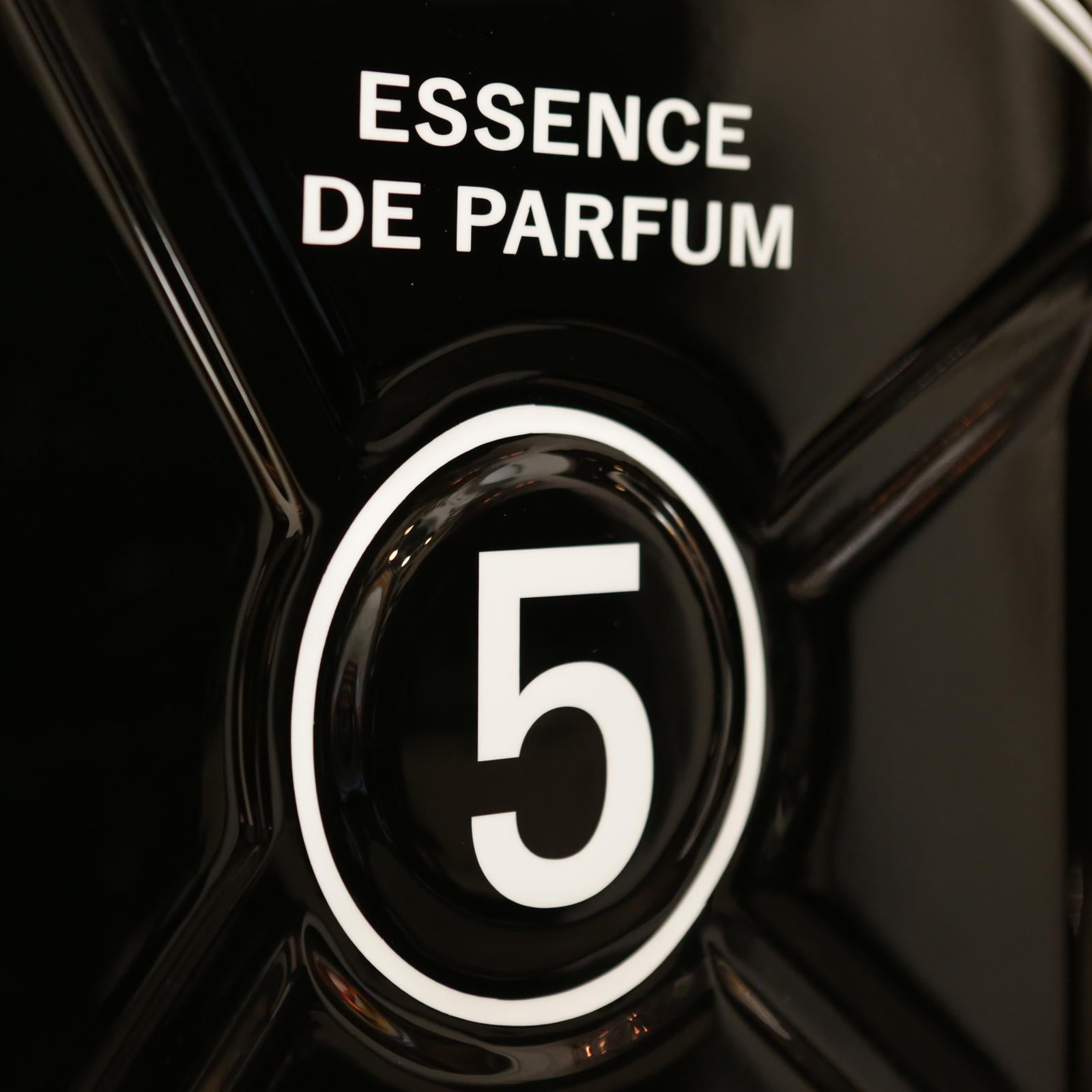 Jerrican Chanel N°5 Black Art Piece in Limited Edition 1