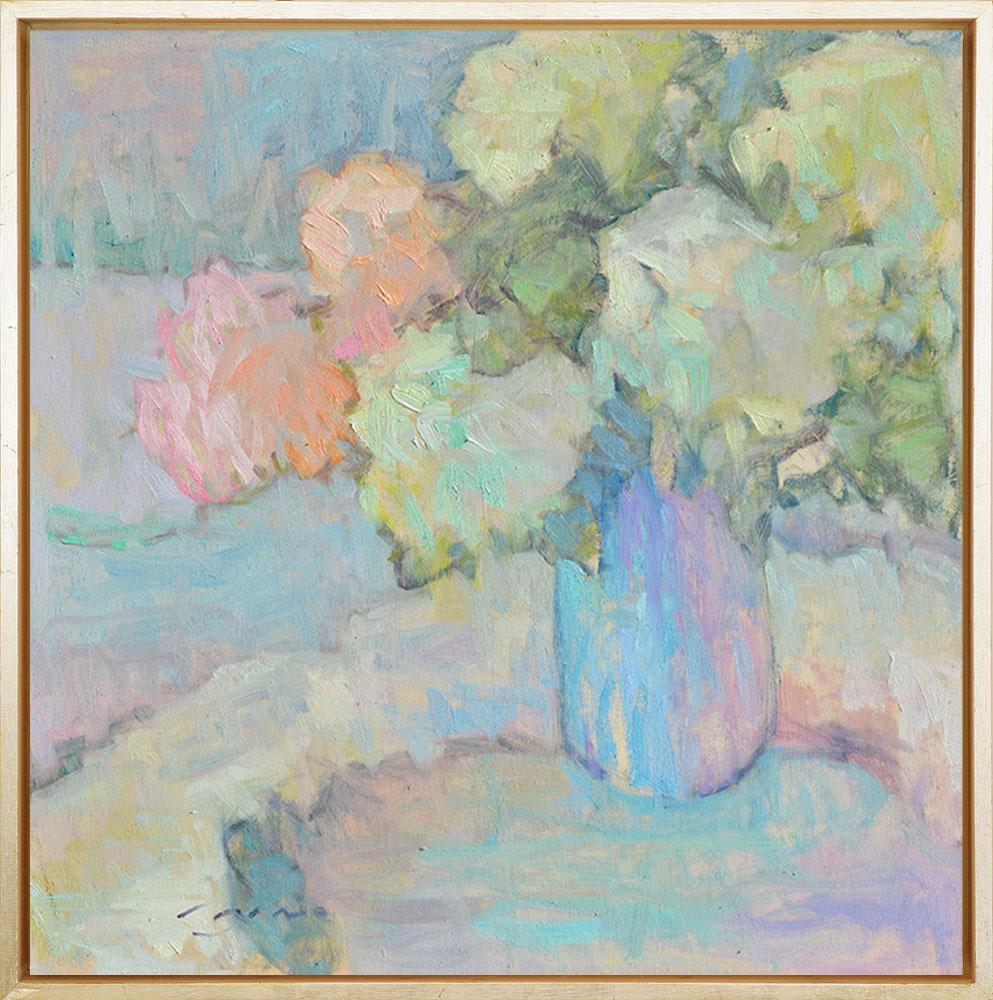 Jerry Fresia Still-Life Painting - "Flowers In A Silvery Light" – Impressionist still-life painting, oil on canvas