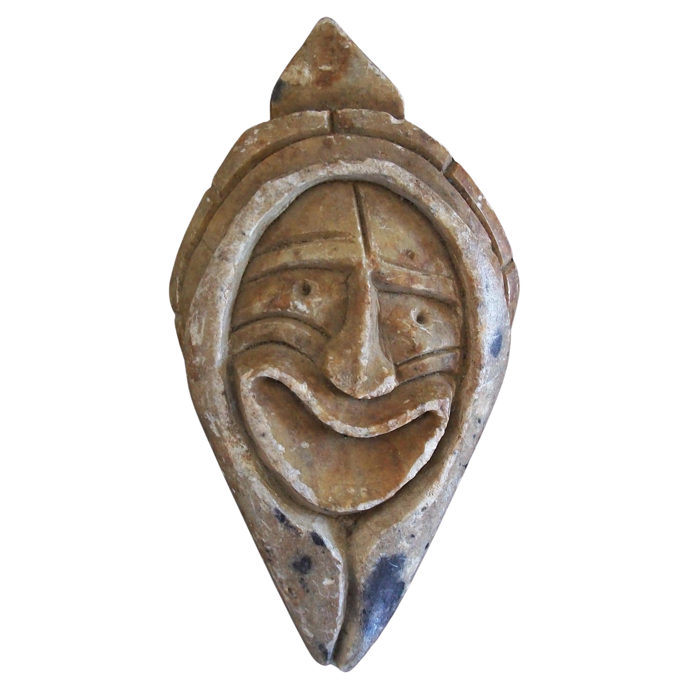 JERRY HENRY - Iroquois Turtle/False Face Soapstone Carving - Canada - Circa 1970 For Sale