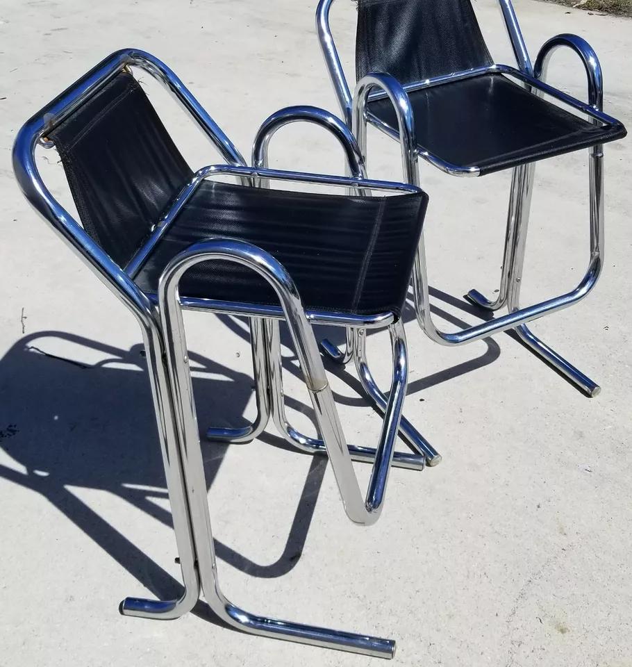JERRY JOHNSON ARCADIA Chrome Bar Stools In Good Condition For Sale In Lake Worth, FL