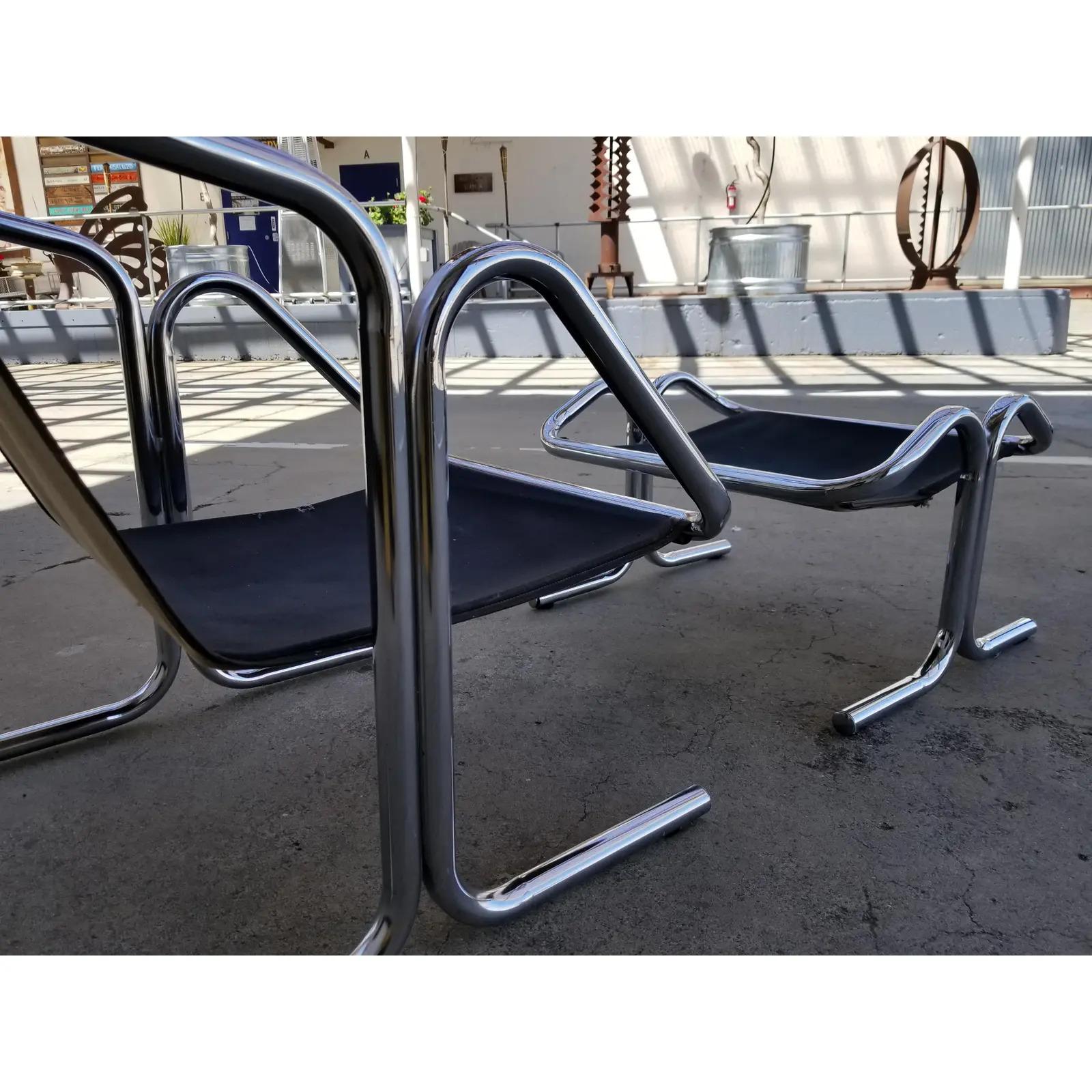 Jerry Johnson Chrome Lounge Chair and Ottoman In Good Condition In Fulton, CA
