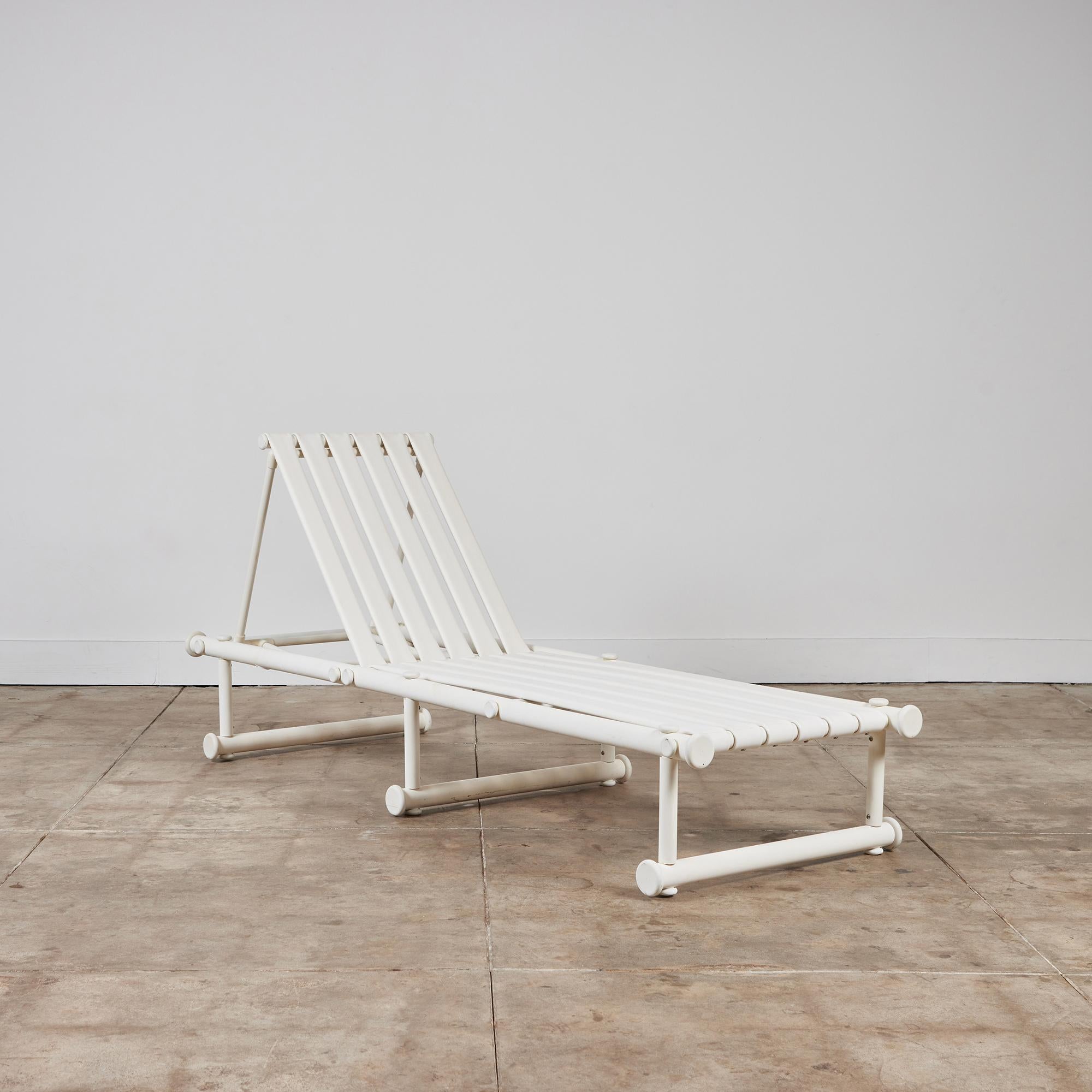 California-made chaise lounge chair by Jerry Johnson for Landes Inc., c.1968. The 