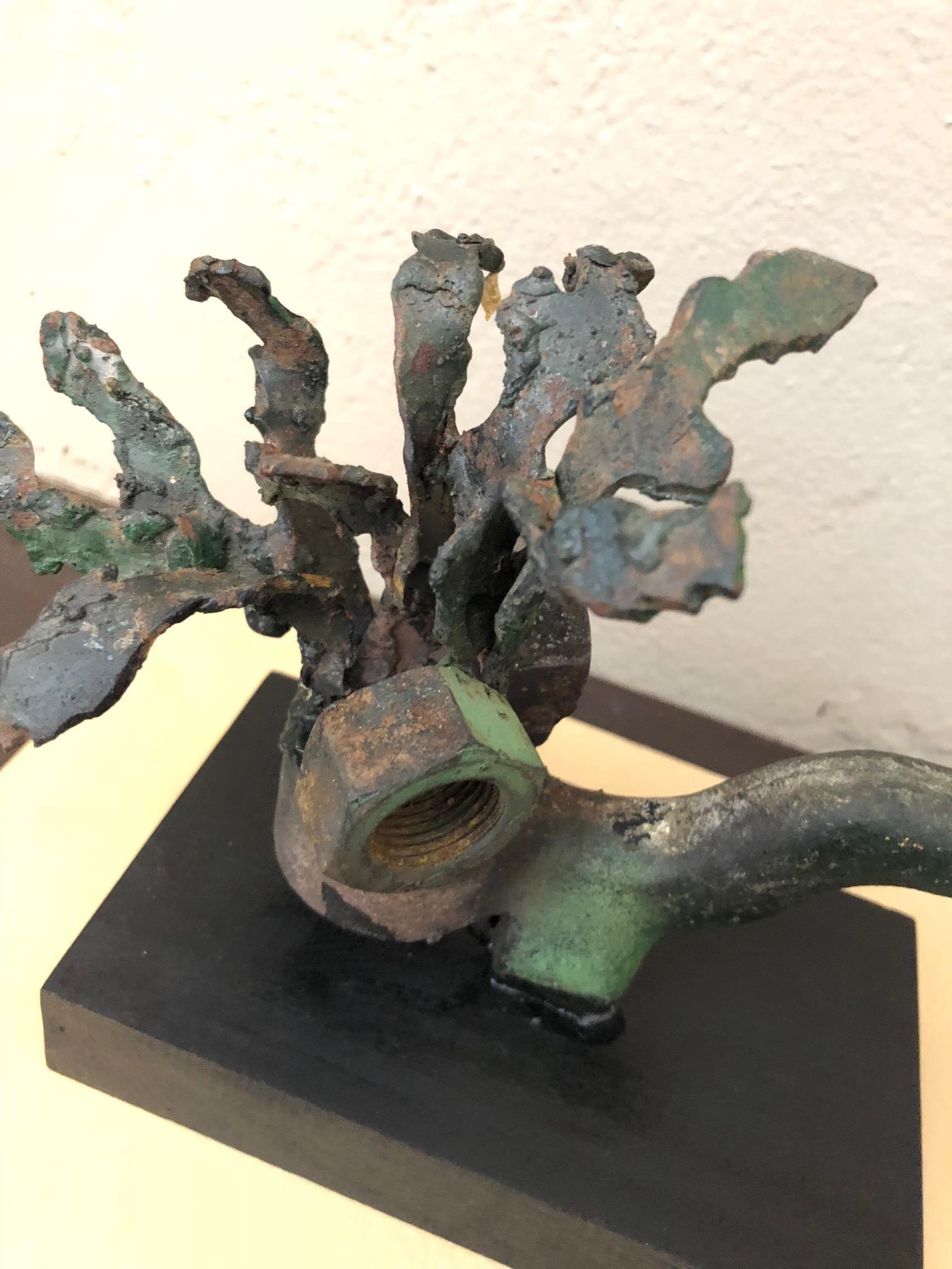 An unusual sculpture, circa 1970s by Jerry Meatyard (1929-2016). A note about the artist- Jerry Meatyard earned a bachelor's degree from Illinois Weslean University and a master's degree from NYU. A life long art educator and artist, Meatyard served